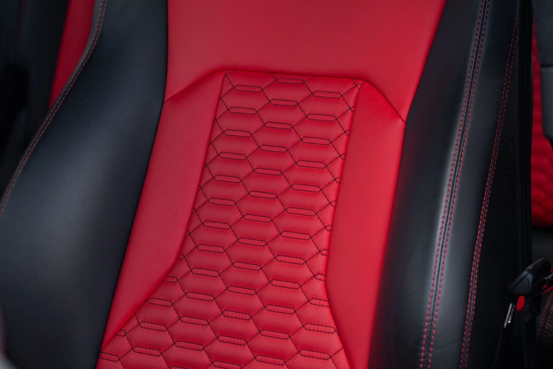 mph038_1581032649_Used_2022_Lamborghini_Urus_1778780626_d9b8a19c1a