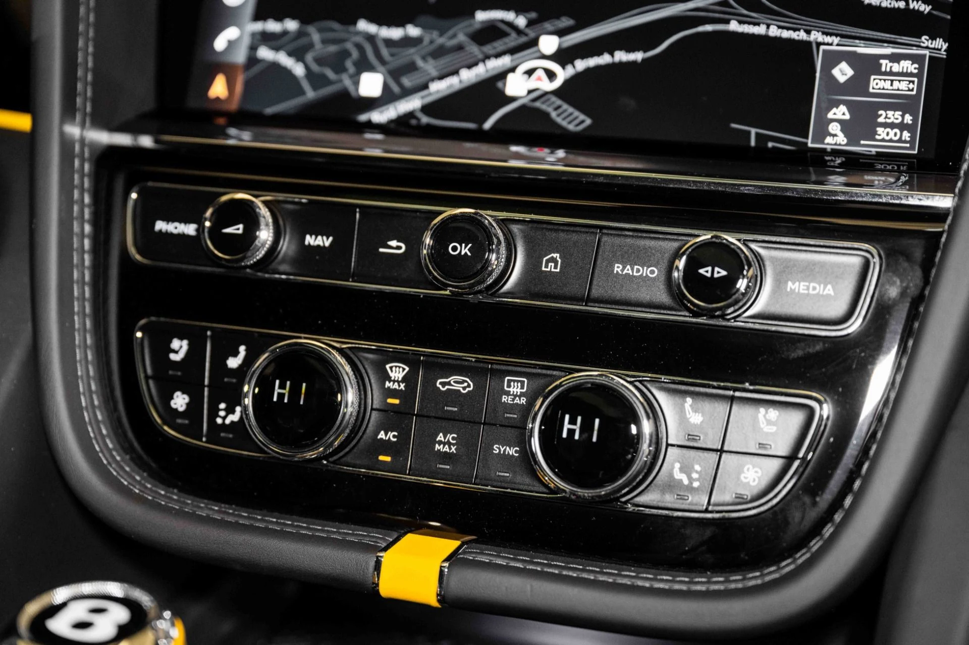 mph038_1604997102_Used_2024_Bentley_Bentayga_Azure_V8_1758720540_77f49c0799