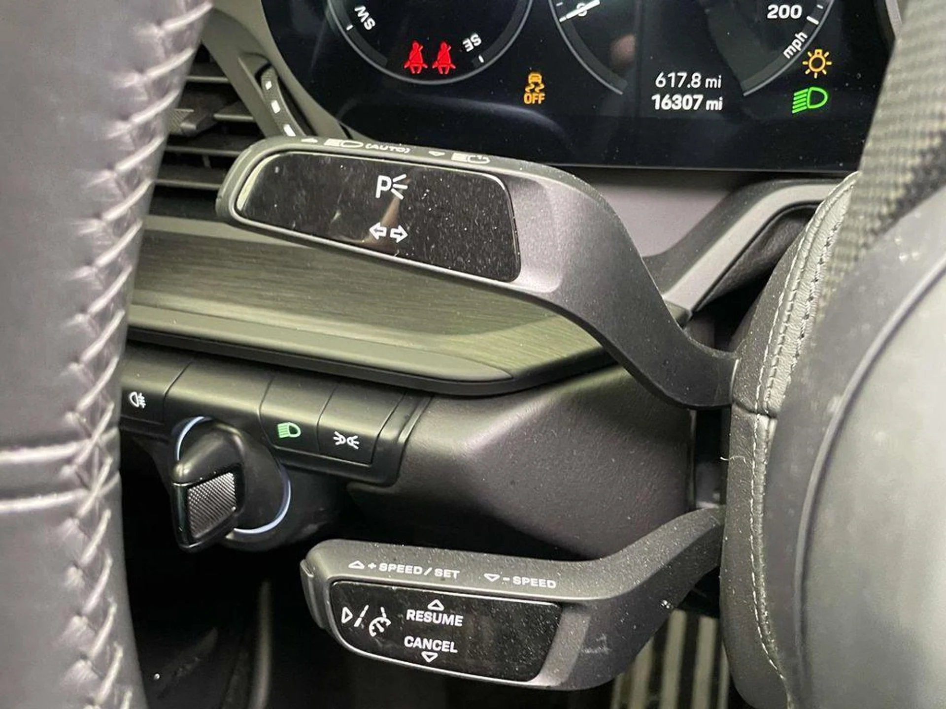 mph038_160633175_AVN_Ft4_t_e7sm_AMNGP_Ut_D7_EM_Neg_4d282621c9