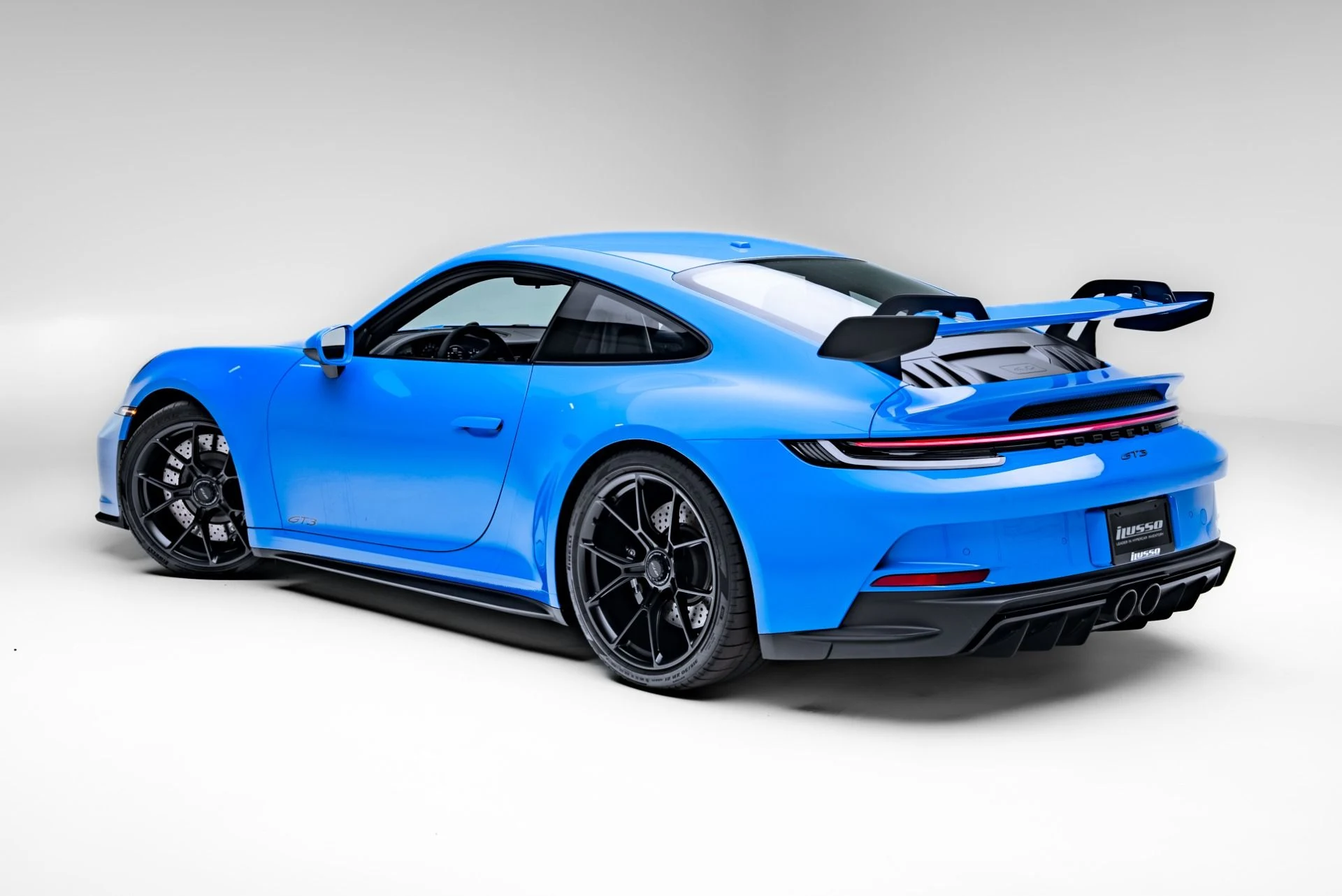 mph038_1617113185_Used_2023_Porsche_911_GT_3_1771960817_15f2402400