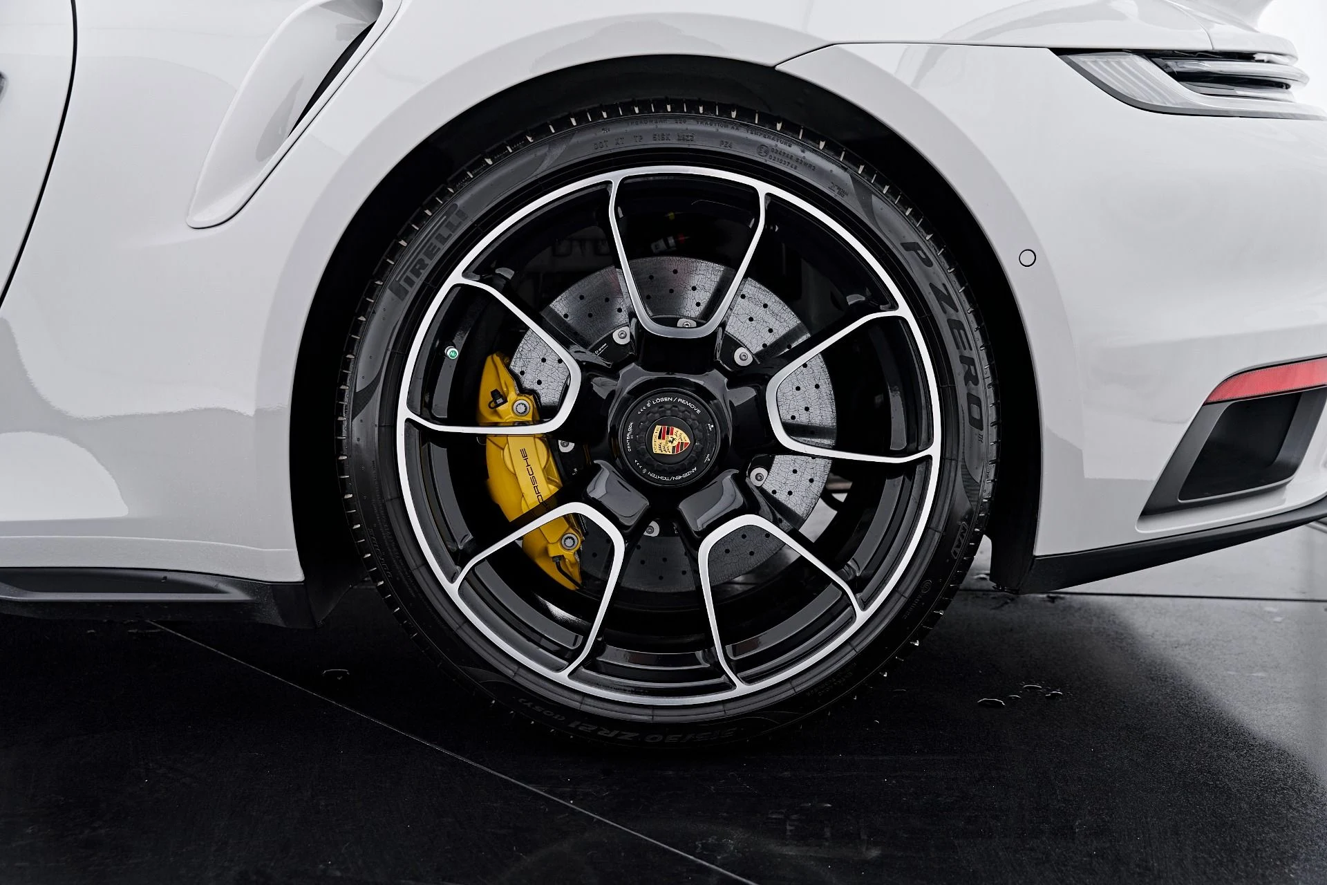 mph038_1622132267_Used_2024_Porsche_911_Turbo_S_1790987951_ce14e7134e