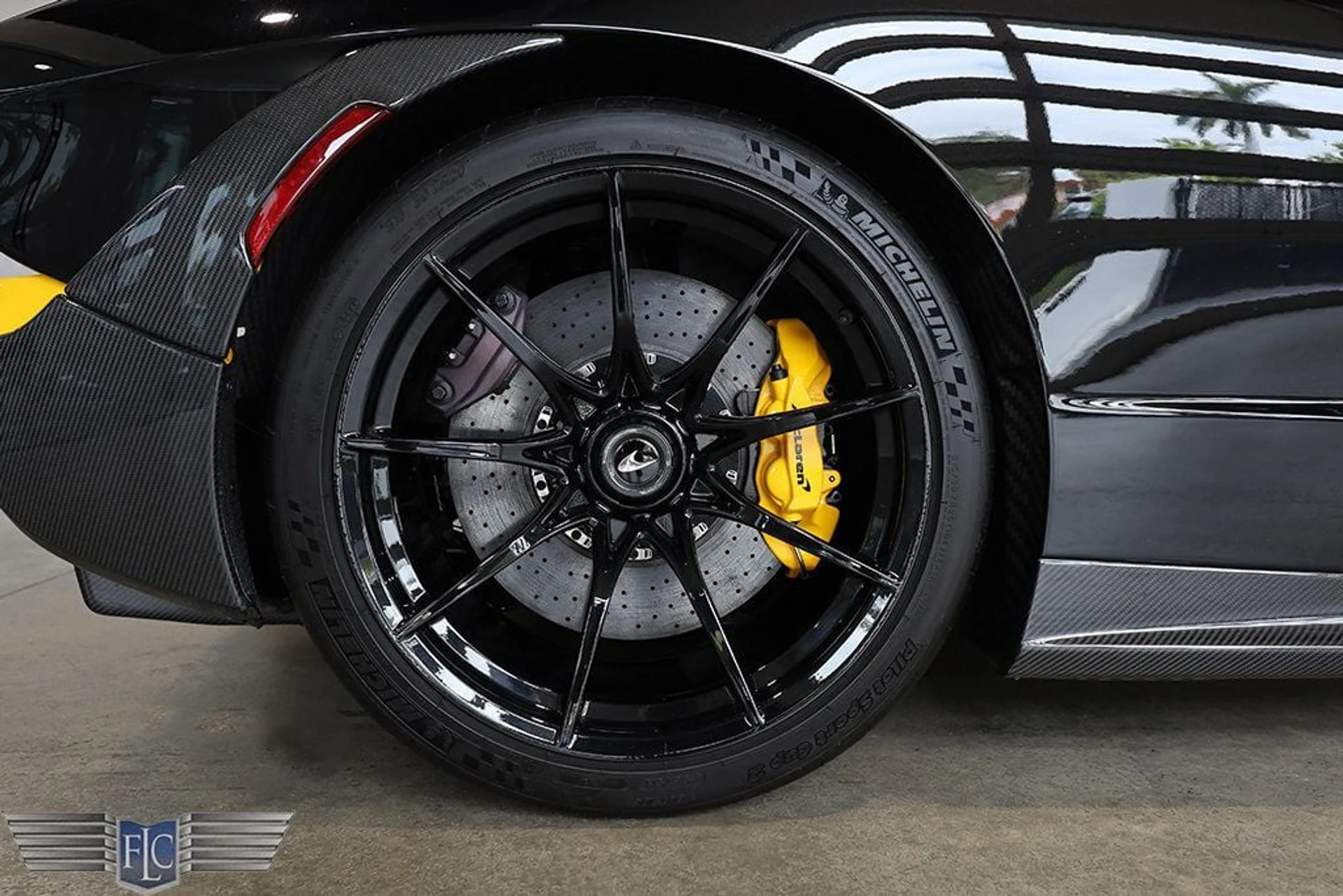 mph038_1622208356_used_2019_mclaren_senna_9689_22907327_39_1024_7b0bef15f3