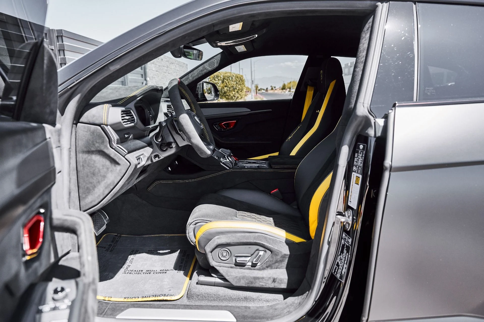 mph038_1634197089_Used_2024_Lamborghini_Urus_Performante_1778117011_9c516b8493