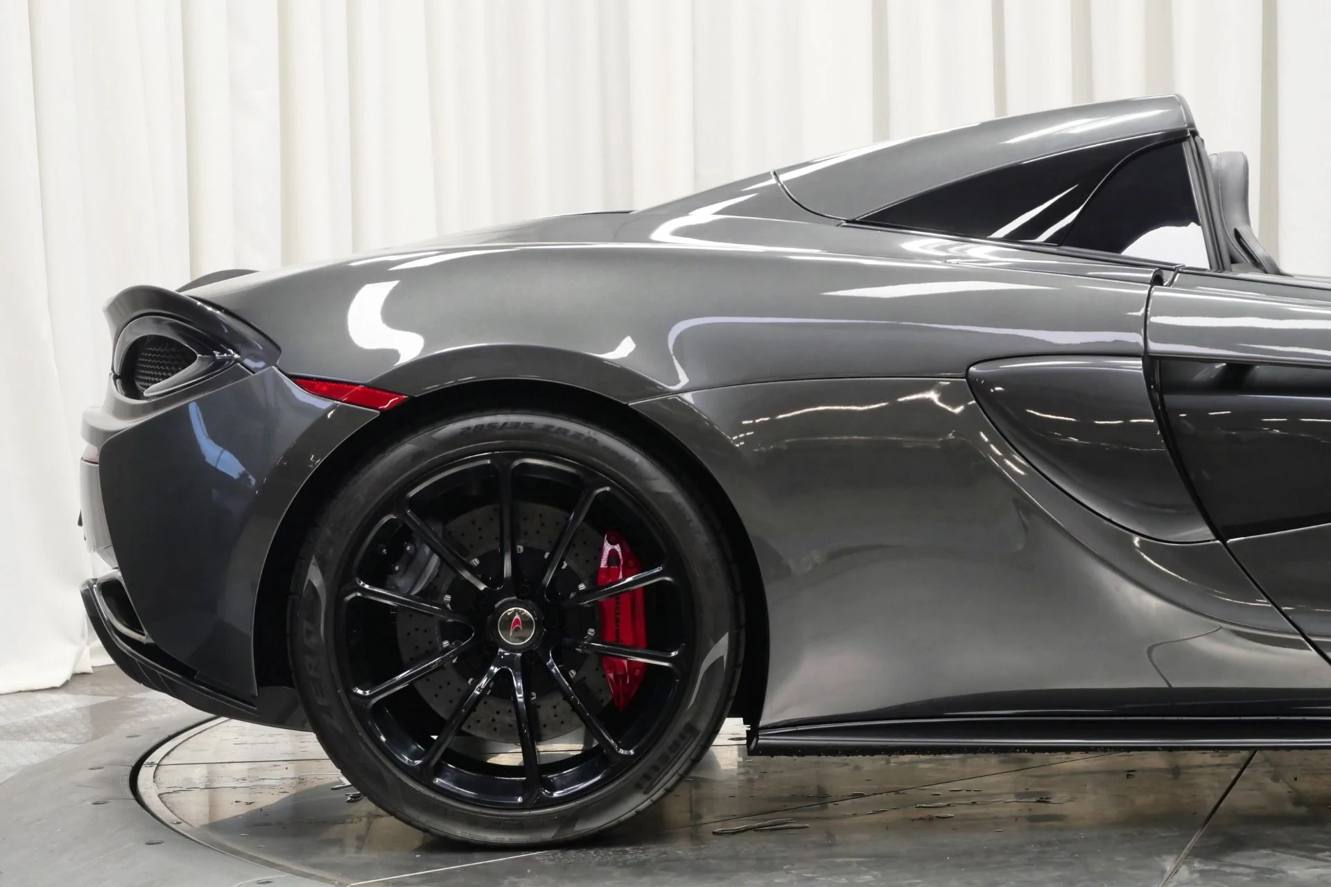 mph038_1651025159_Used_2018_Mc_Laren_570_S_Spider_1758898773_68458f2394