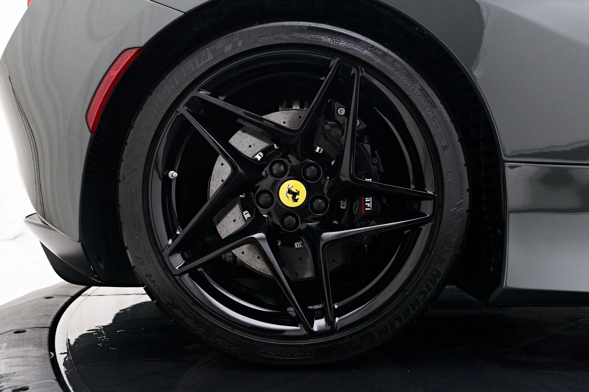 mph038_1655160785_Used_2022_Ferrari_F8_Tributo_Base_1754445806_12e78e9f70