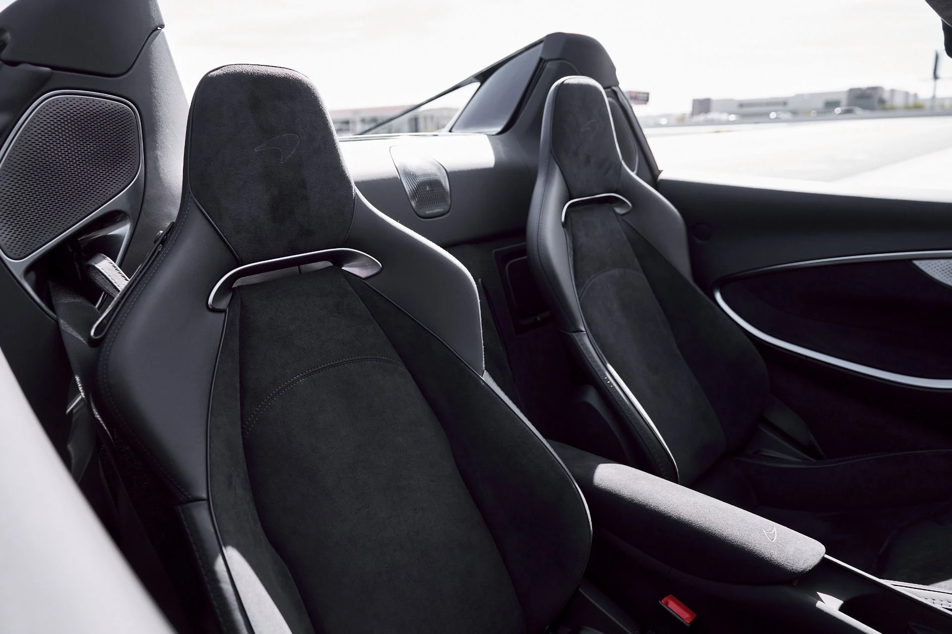 mph038_1657079115_Used_2025_Mc_Laren_Artura_Performance_1772246914_6810ba545d