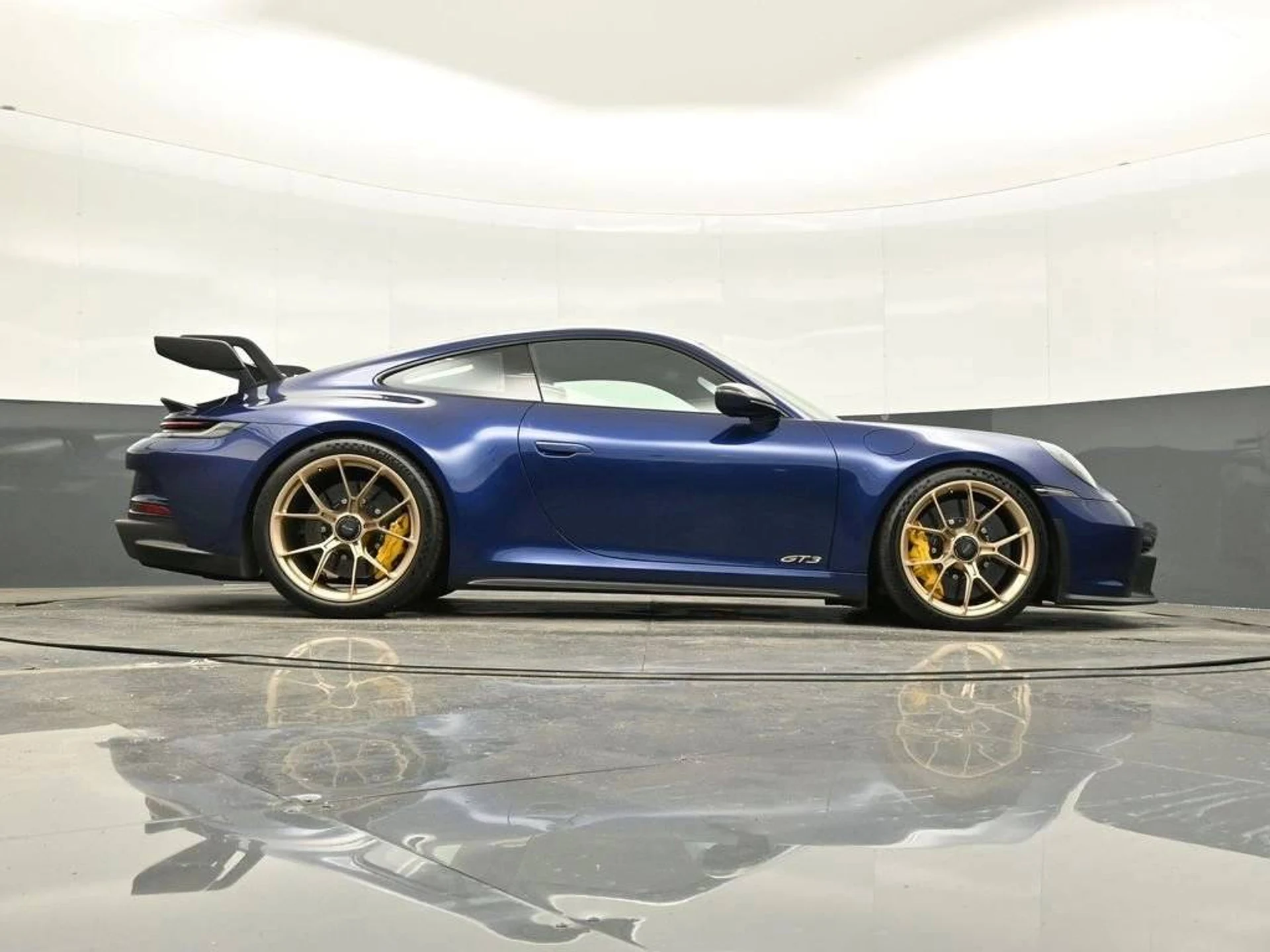 mph038_166124167_1280_e31f8a3f59