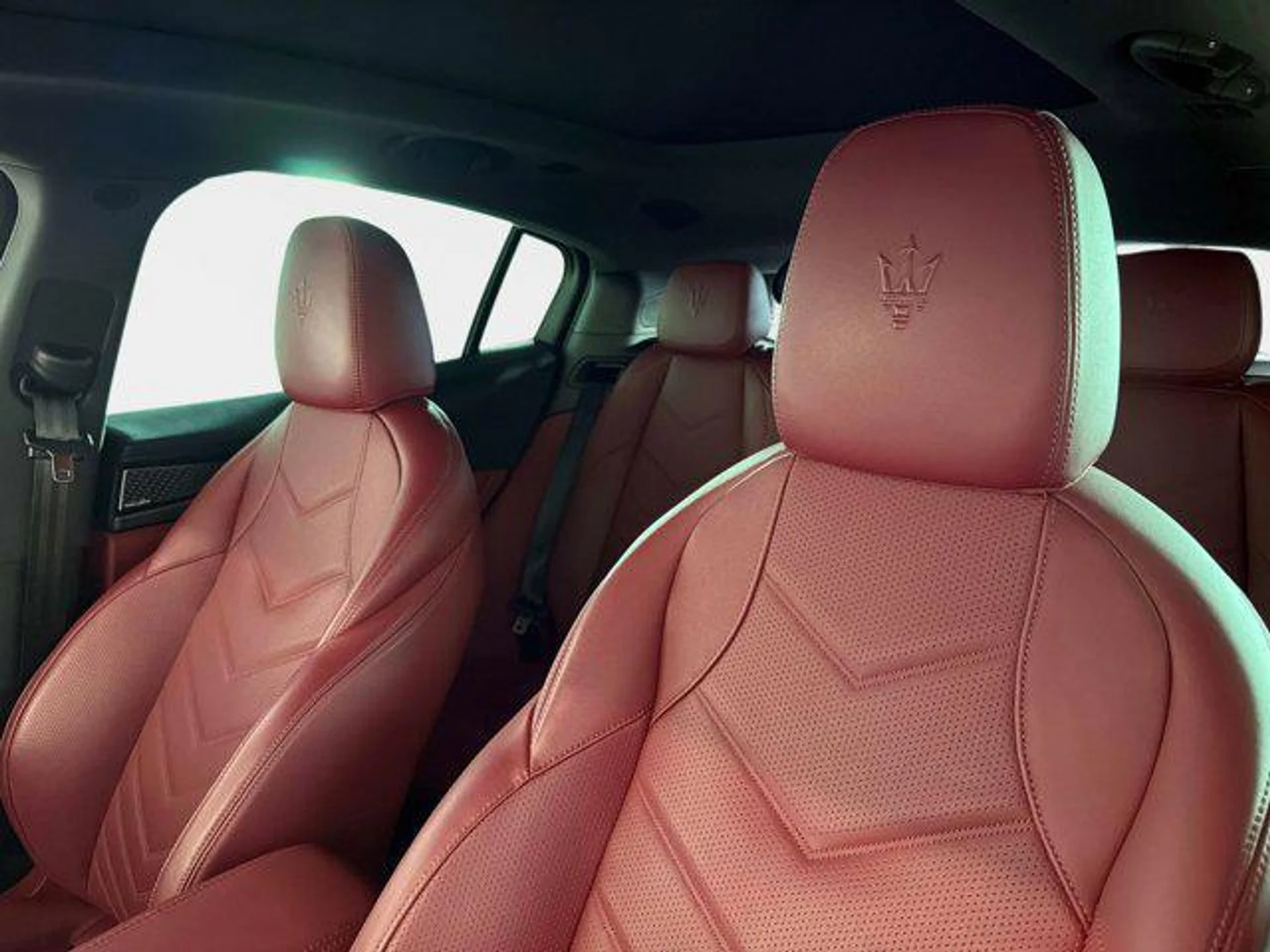 mph038_1665389175_IAFS_Hz80_Nz_Tcf_O6_Mi7_Gn_N_Yig_UOM_74e449f118