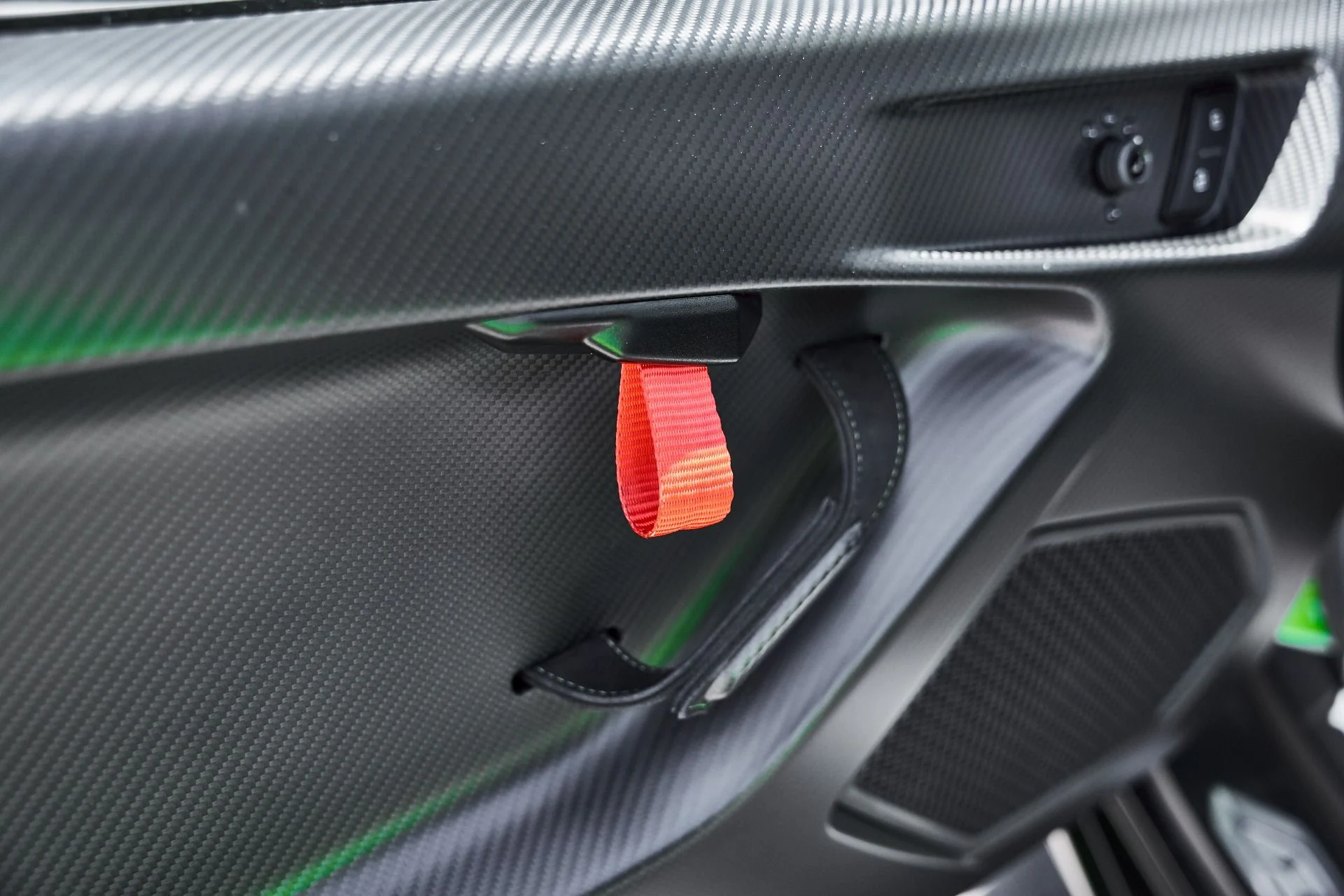 mph038_1668769197_Used_2023_Lamborghini_Huracan_Sterrato_Base_1779238881_f461b4189f