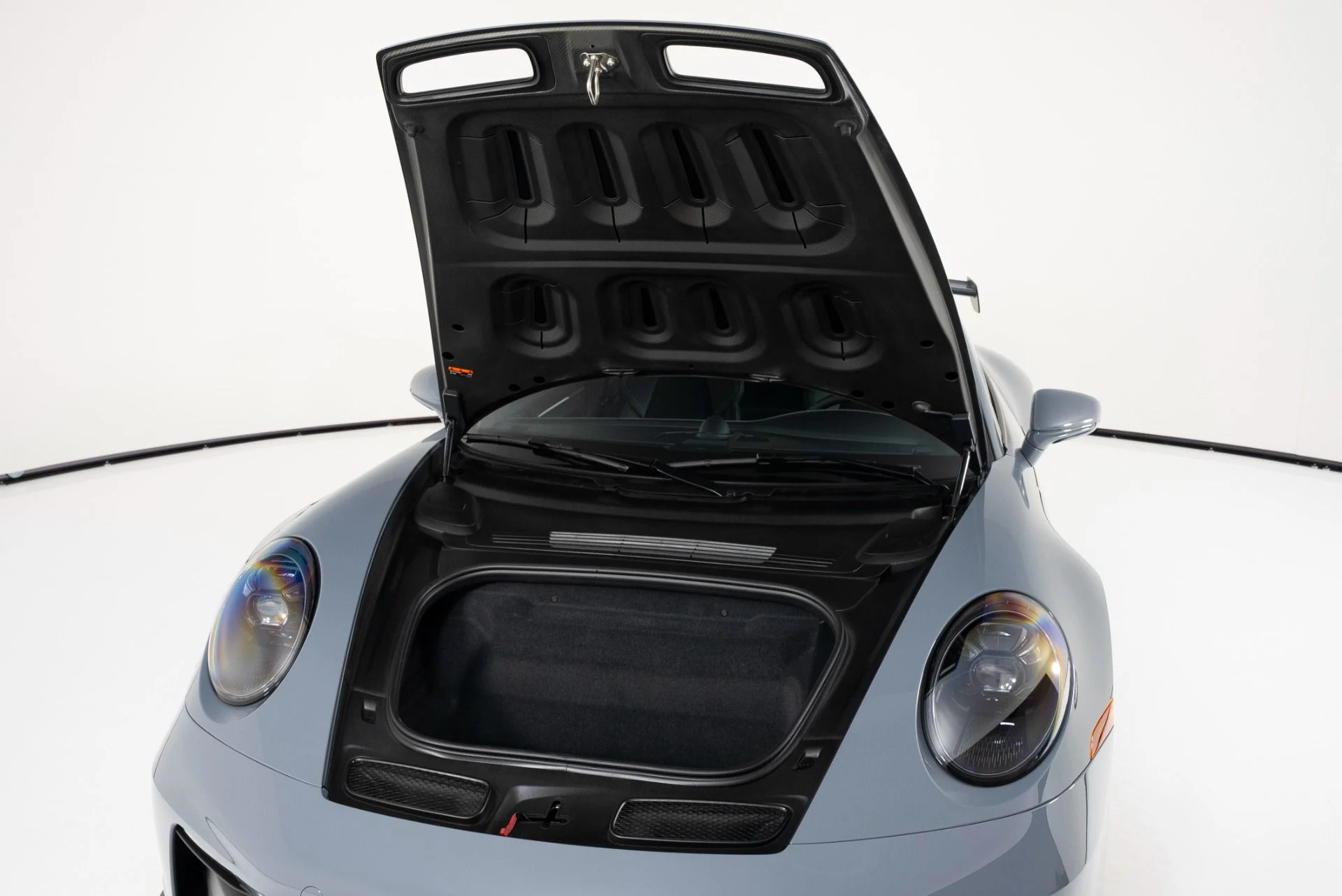 mph038_1680170541_Used_2024_Porsche_911_GT_3_1754347429_a720a9cc4e