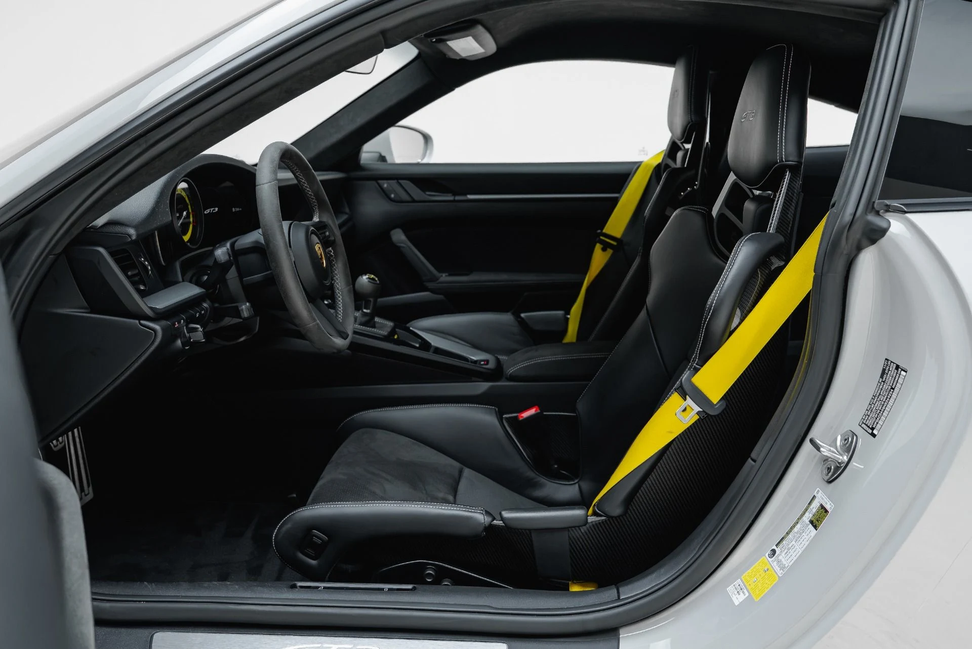 mph038_169105741_Used_2022_Porsche_911_GT_3_1790720848_a2c9c339da