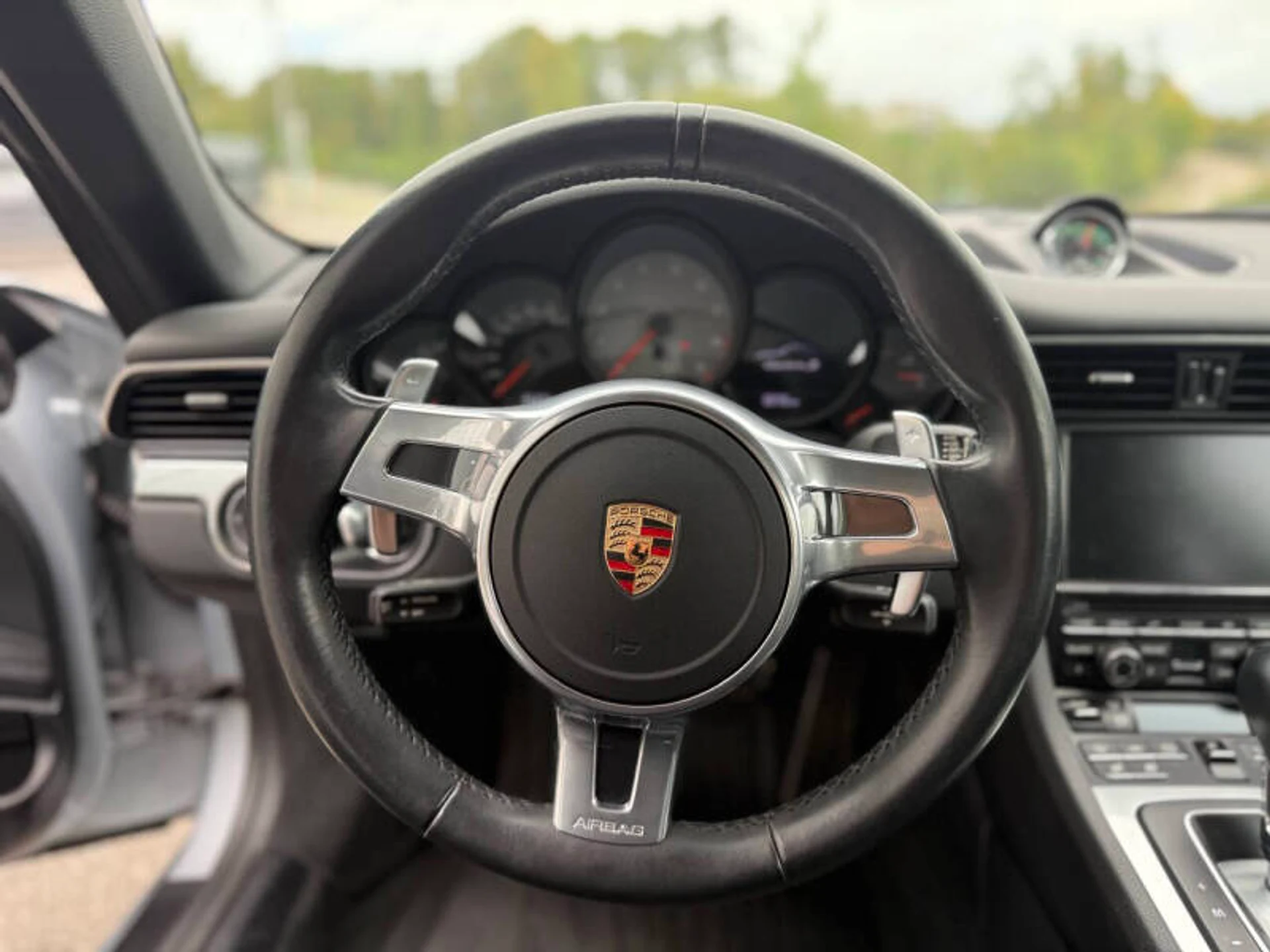 mph038_1693076144_2014_porsche_911_carrera_s_2dr_coupe_56b1355806