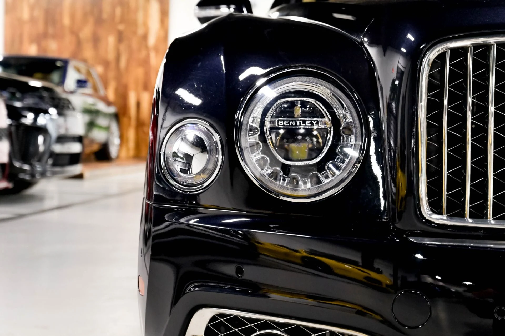 mph038_1701927088_Used_2017_Bentley_Mulsanne_1782570878_c676554746