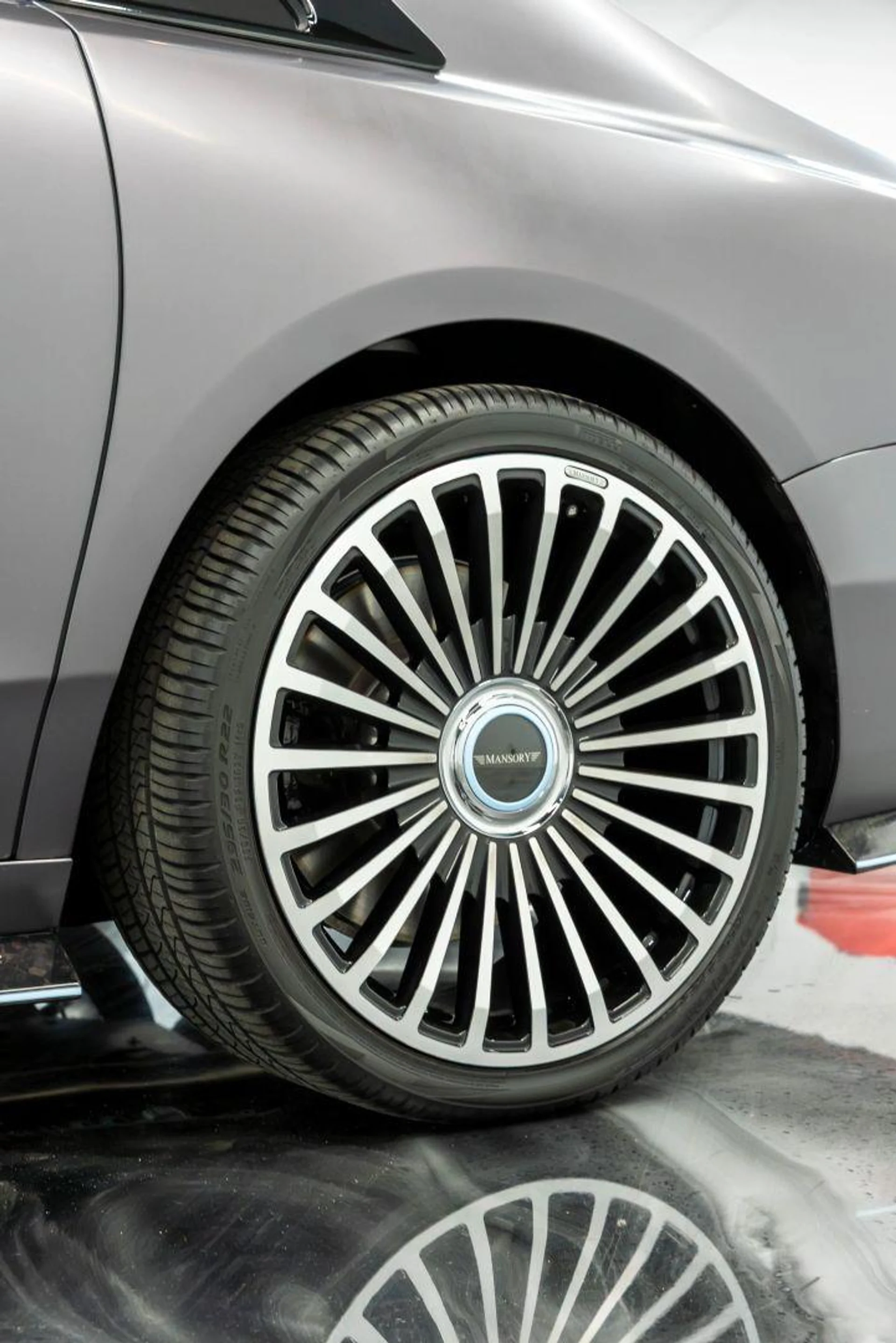 mph038_1749774728_Used_2022_Rolls_Royce_Ghost_Sedan_4_D_1783500953_1243f5b213