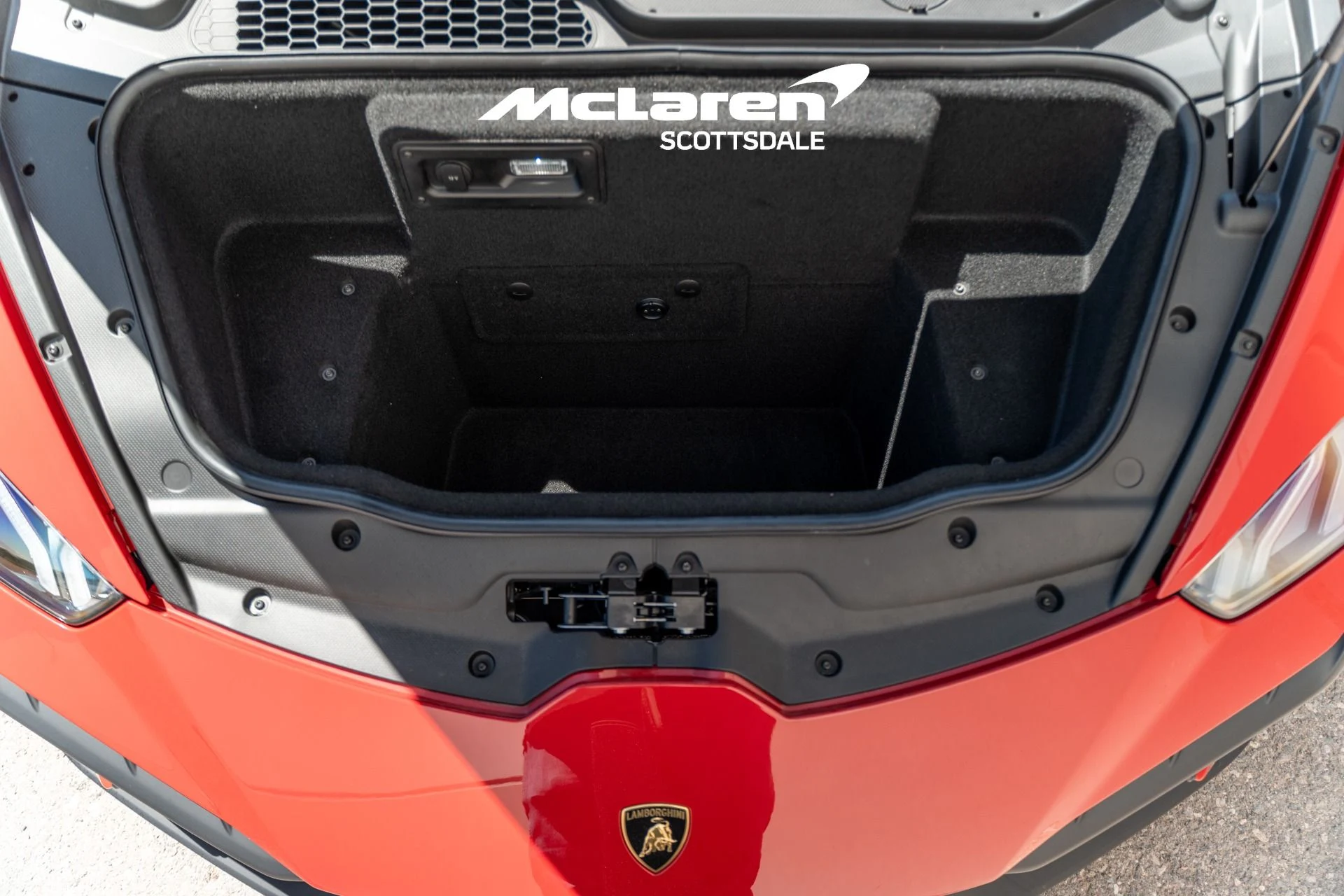 mph038_1757768717_Used_2023_LAMBORGHINI_HURACAN_TECNICA_1757741974_5465339f04