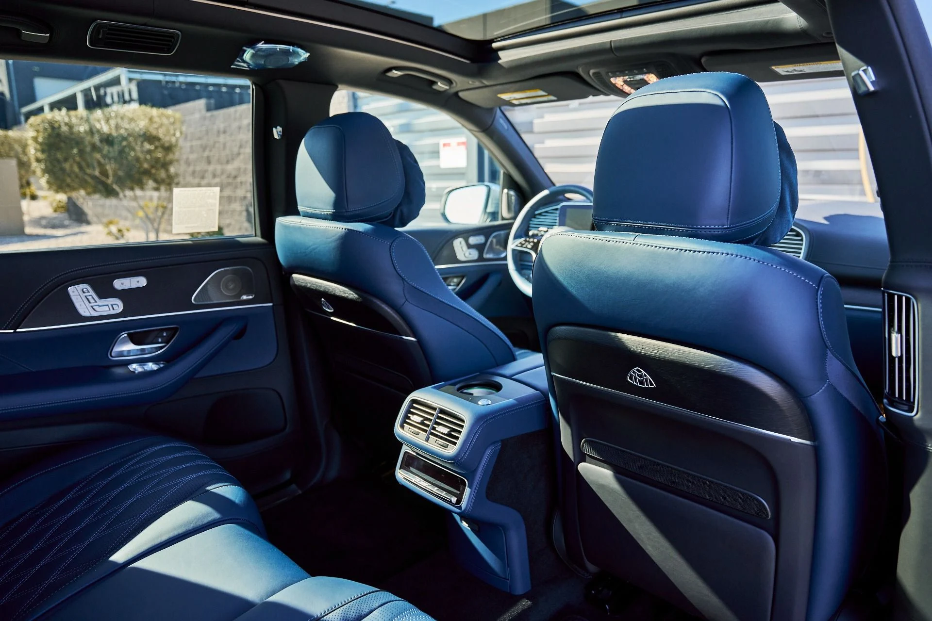 mph038_1772626770_Used_2026_Mercedes_Benz_GLS_Maybach_GLS_600_1770697610_f891816498