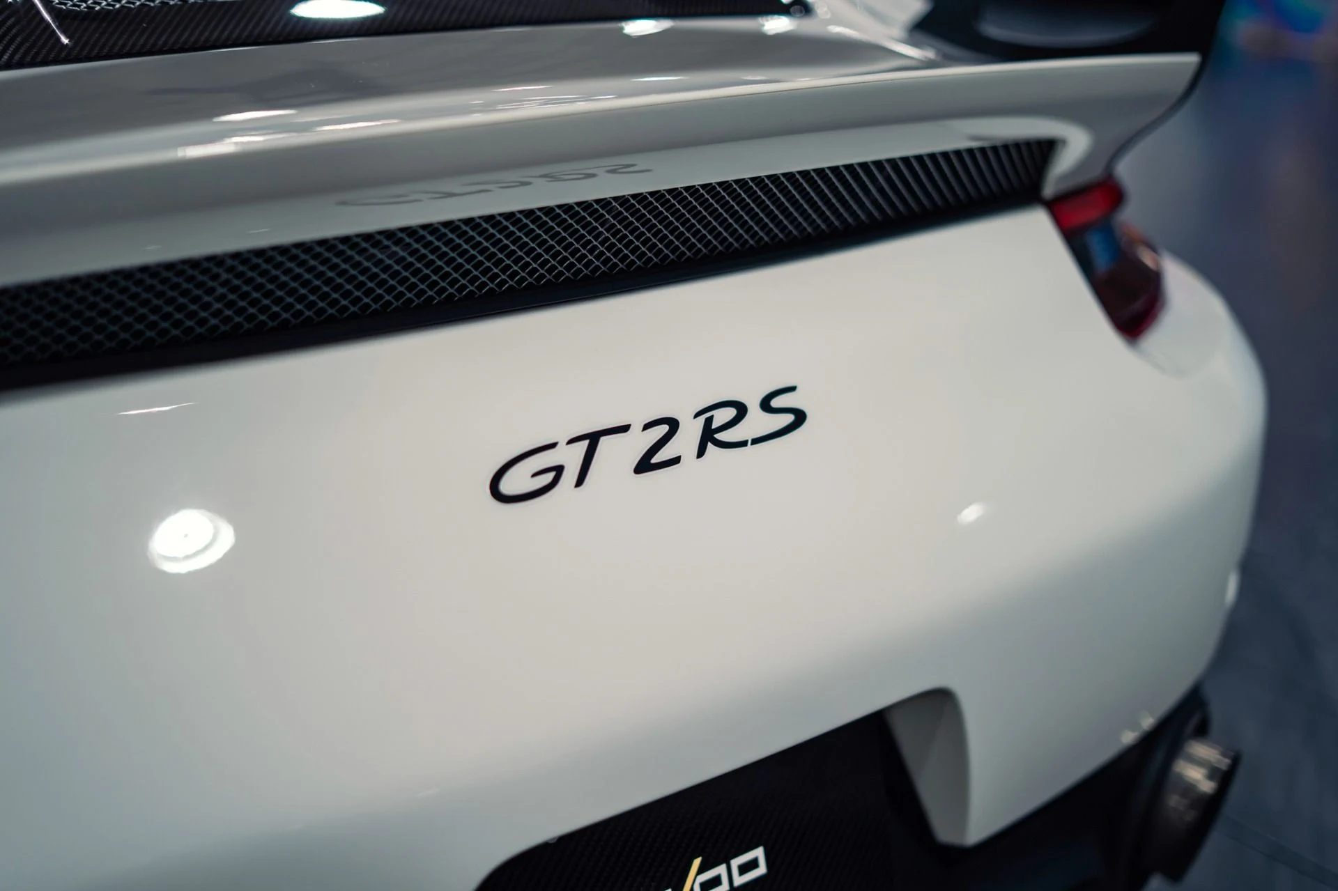 mph038_1783772545_Used_2018_Porsche_911_GT_2_RS_1777474085_046ba02ada