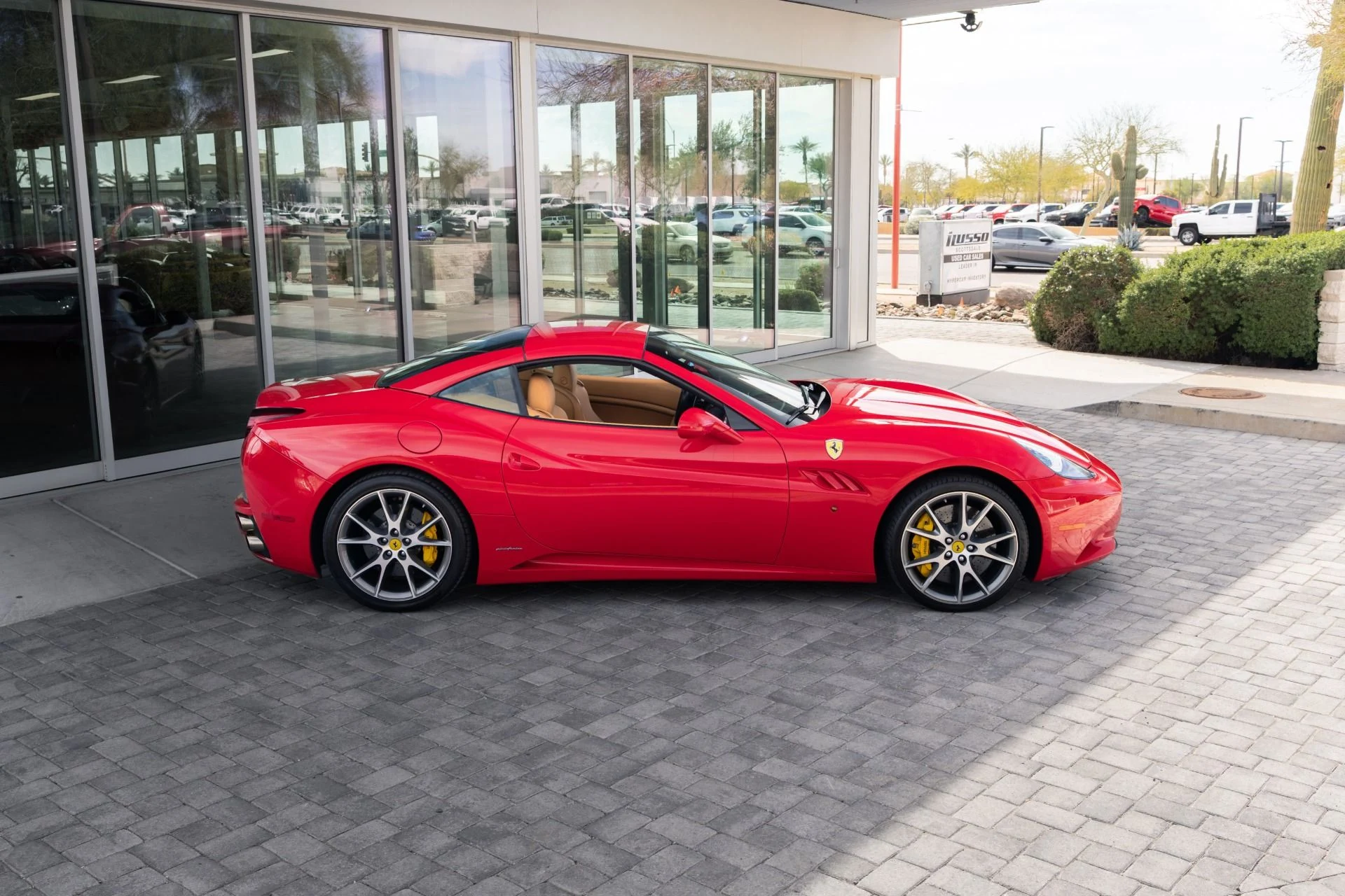 mph038_18198852_Used_2010_Ferrari_California_1772055153_70b5973f9e