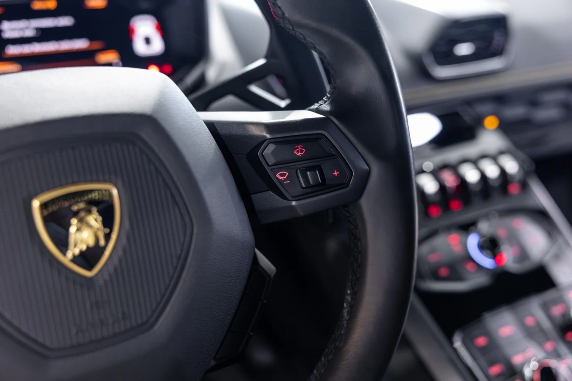 mph038_1829333320_3_Q_05ced3cadb