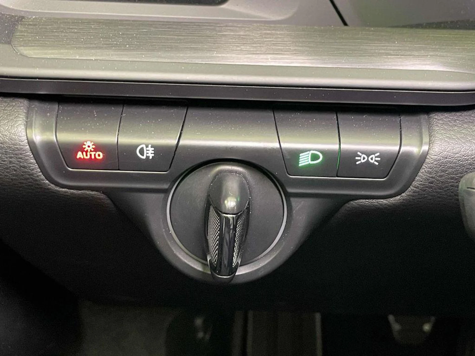 mph038_1837640922_864_US_Sbcbo4dlhm_Sgswsdcbt_J_Mw_1809b79dbe