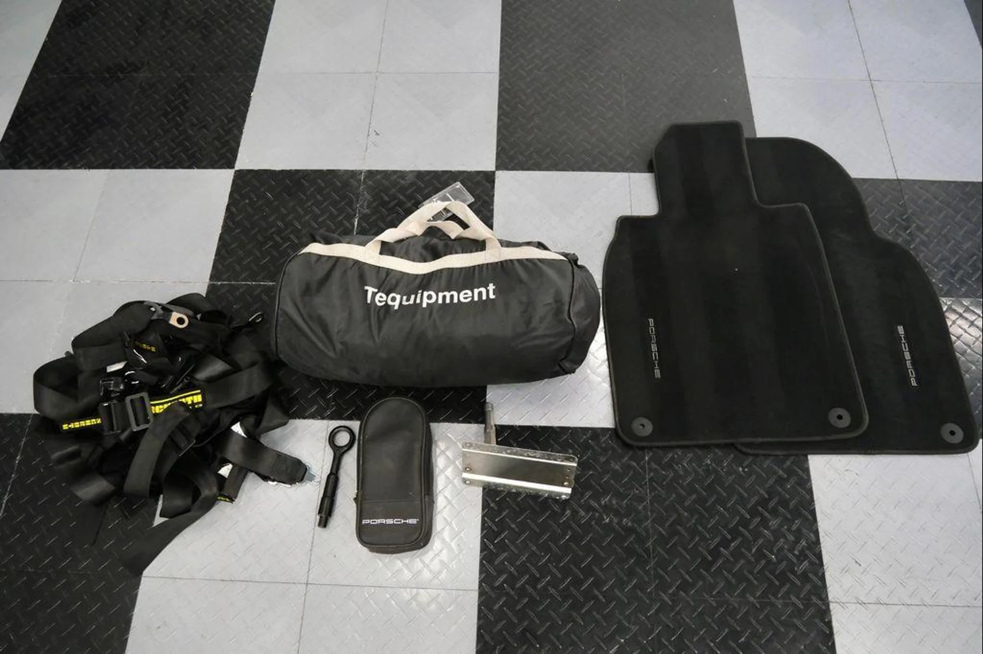 mph038_1844990283_K_Ao_Nxe_R770_V6_BWN_Ugz_C_Veqzw_RM_07fb3d4ffb