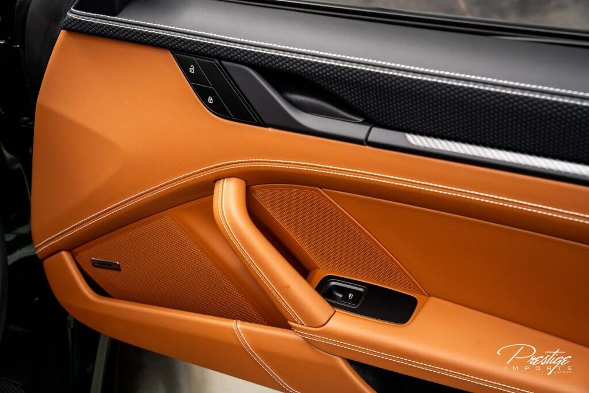 mph038_1860610647_5f3b264dbb3b79e506a92a0e4a982089_faeeedc1a2