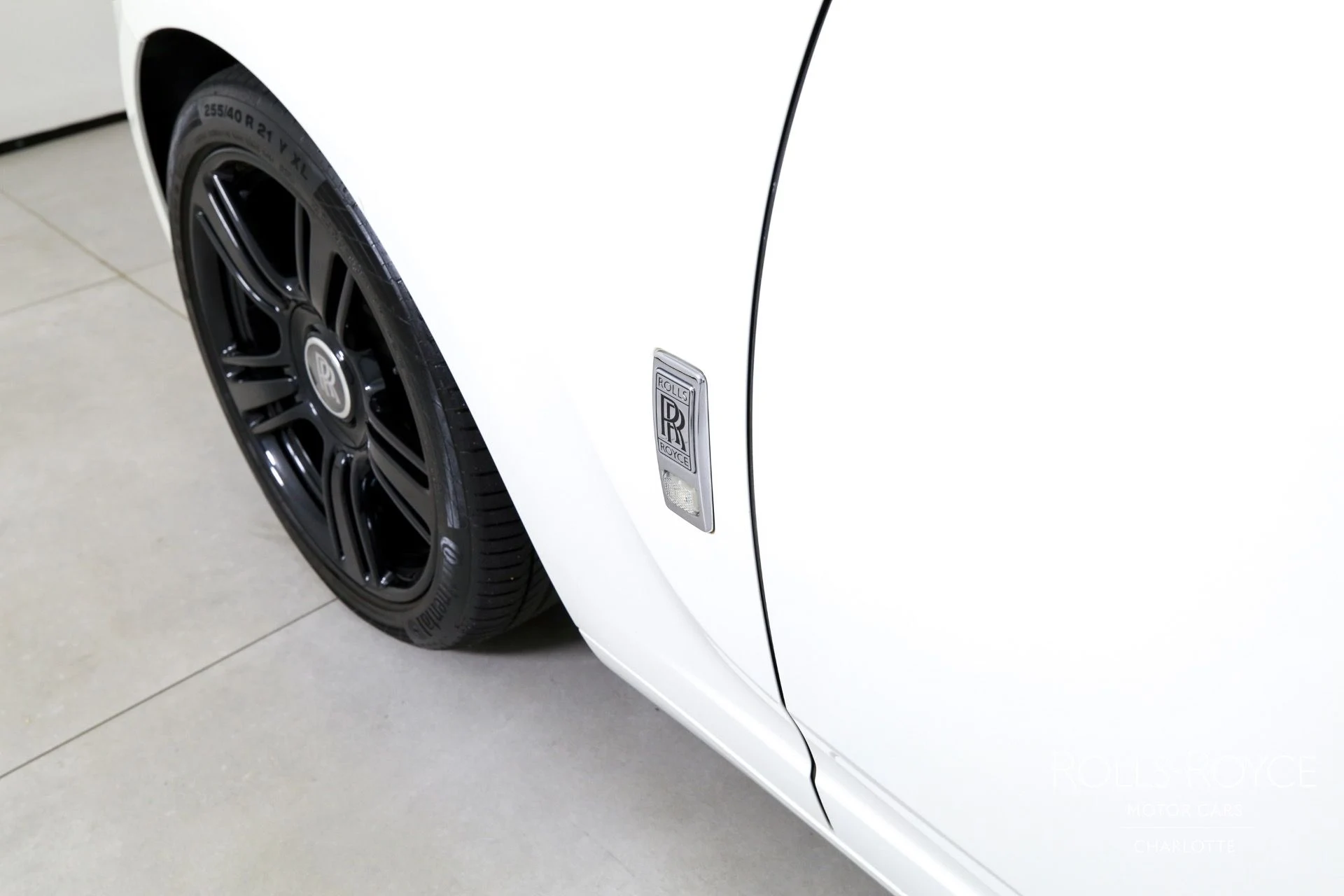 mph038_1862149071_Used_2012_Rolls_Royce_Ghost_1754583804_35c6f23a45