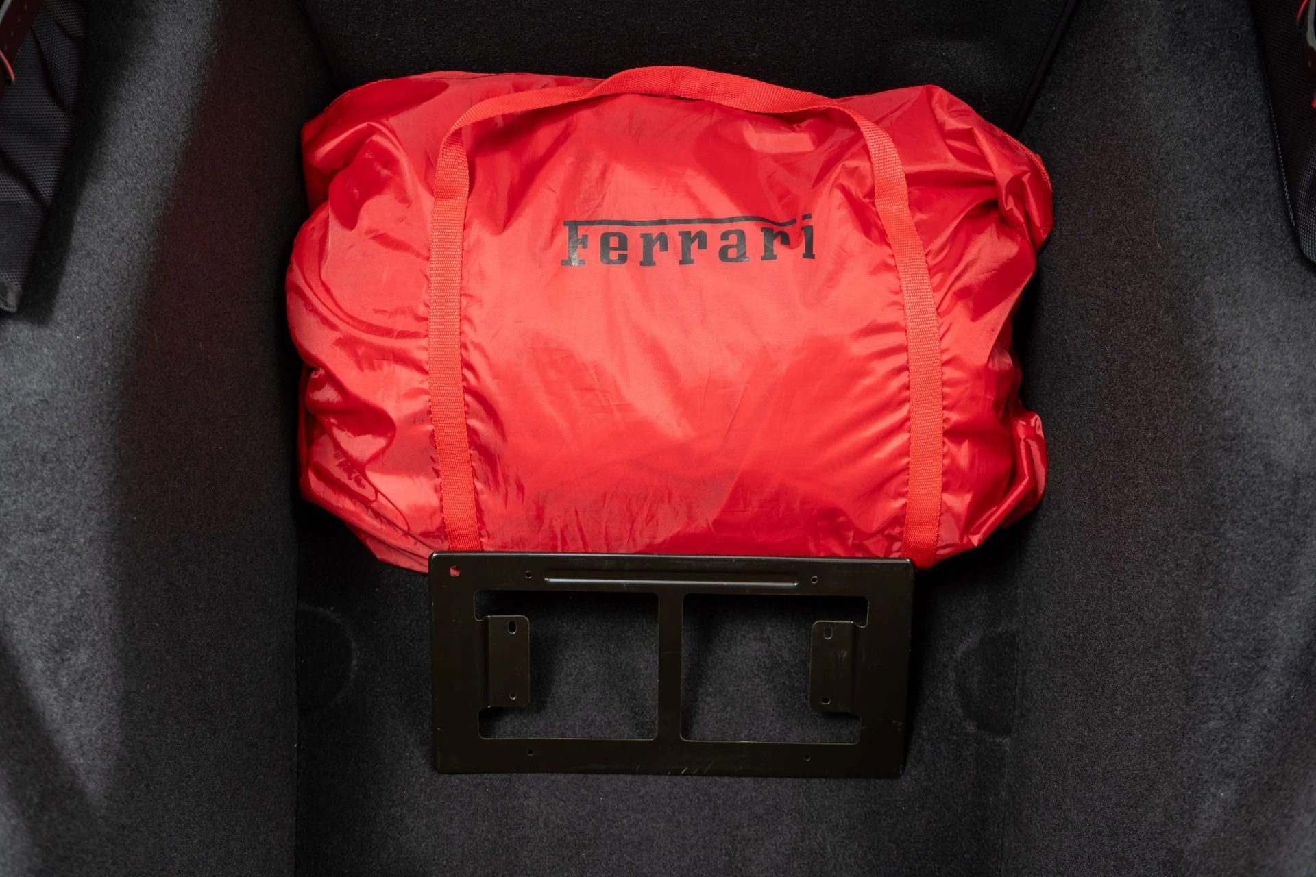 mph038_1864039588_Used_2018_Ferrari_488_GTB_1760465910_f726b40337