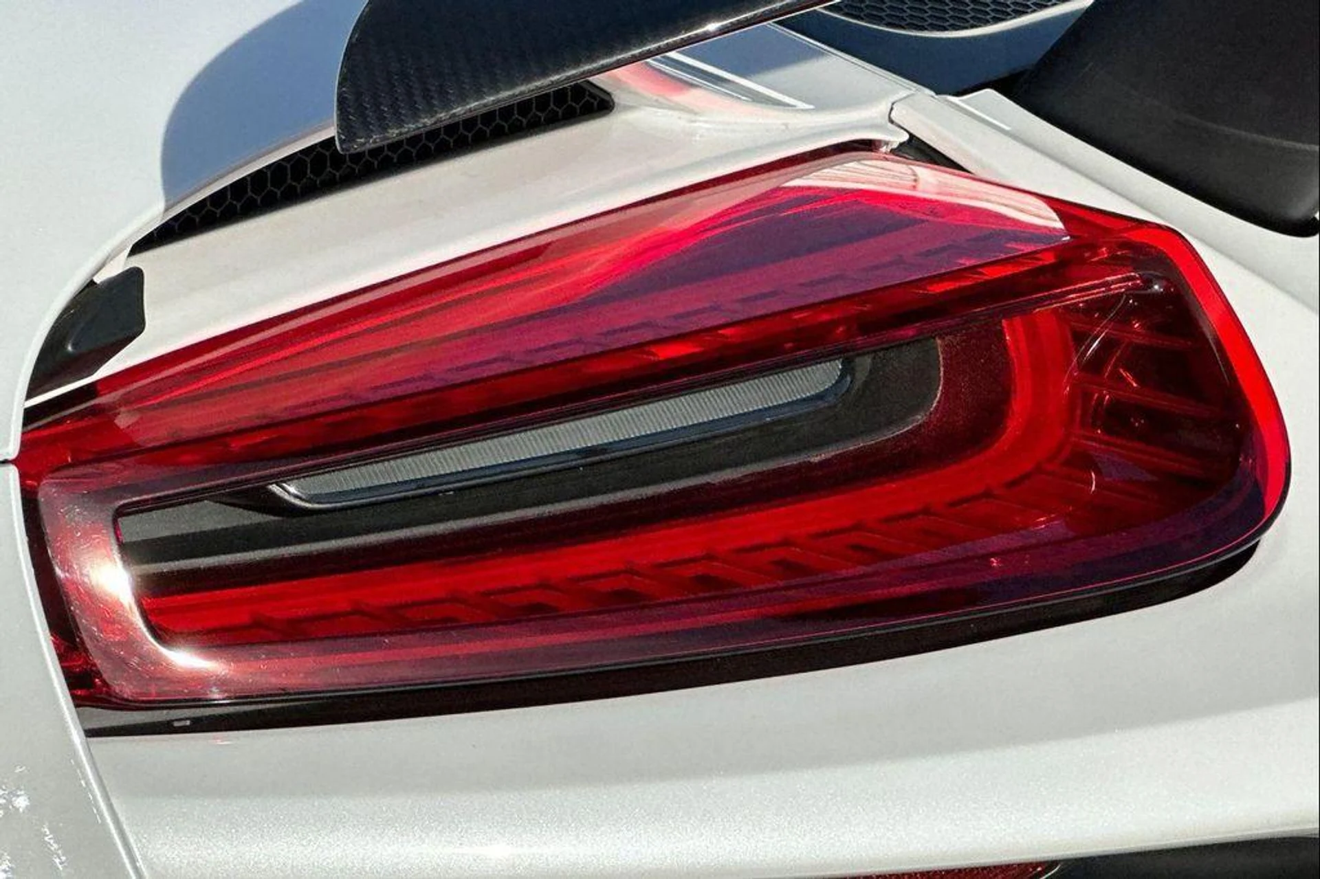 mph038_1868880845_b_Mtoz_HX_Jf_U4_TL_5gx_Nl6fb_W5yrjs_026cf87d5b