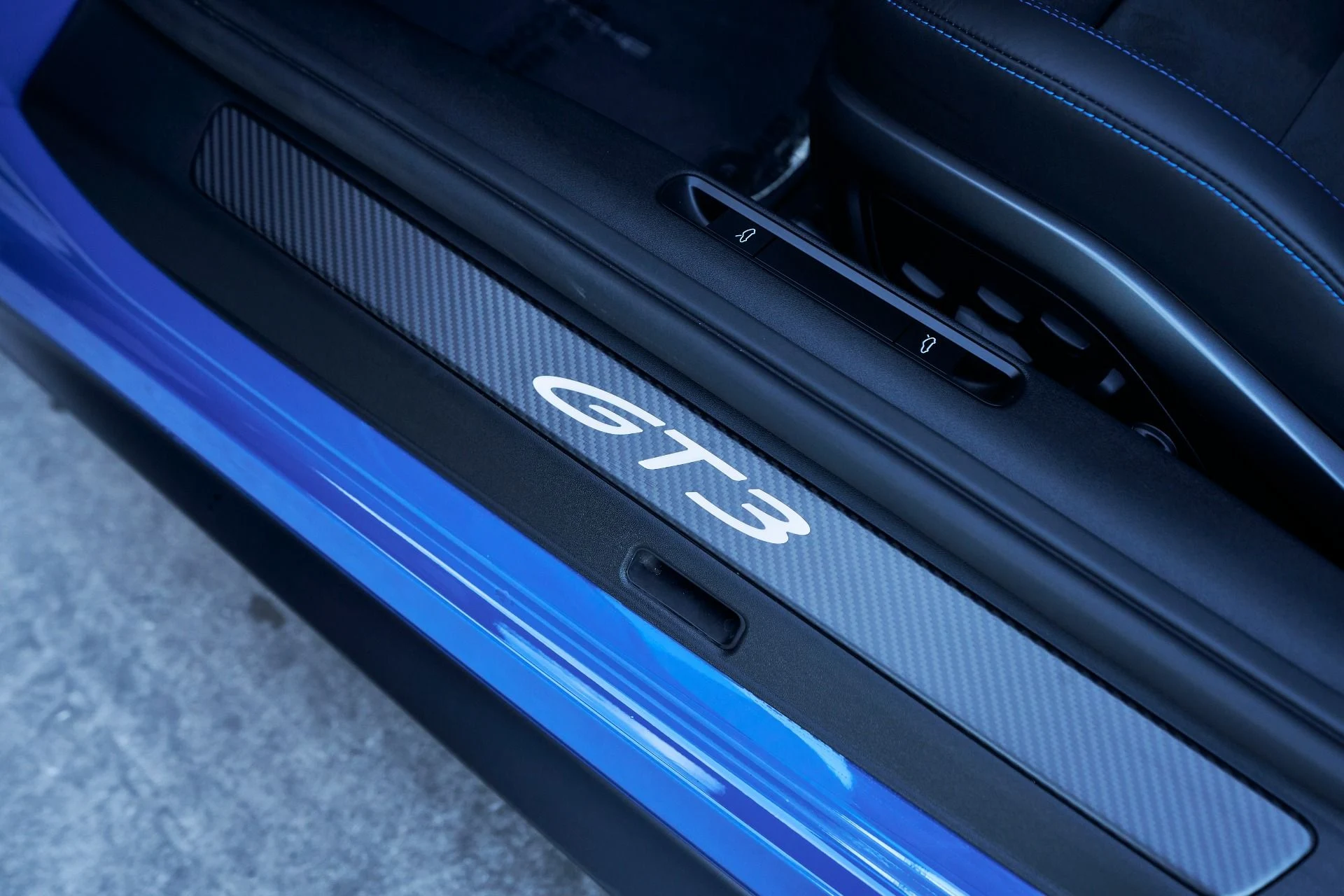 mph038_1871384202_Used_2026_Porsche_911_GT_3_1764988916_1ef33bcb7f