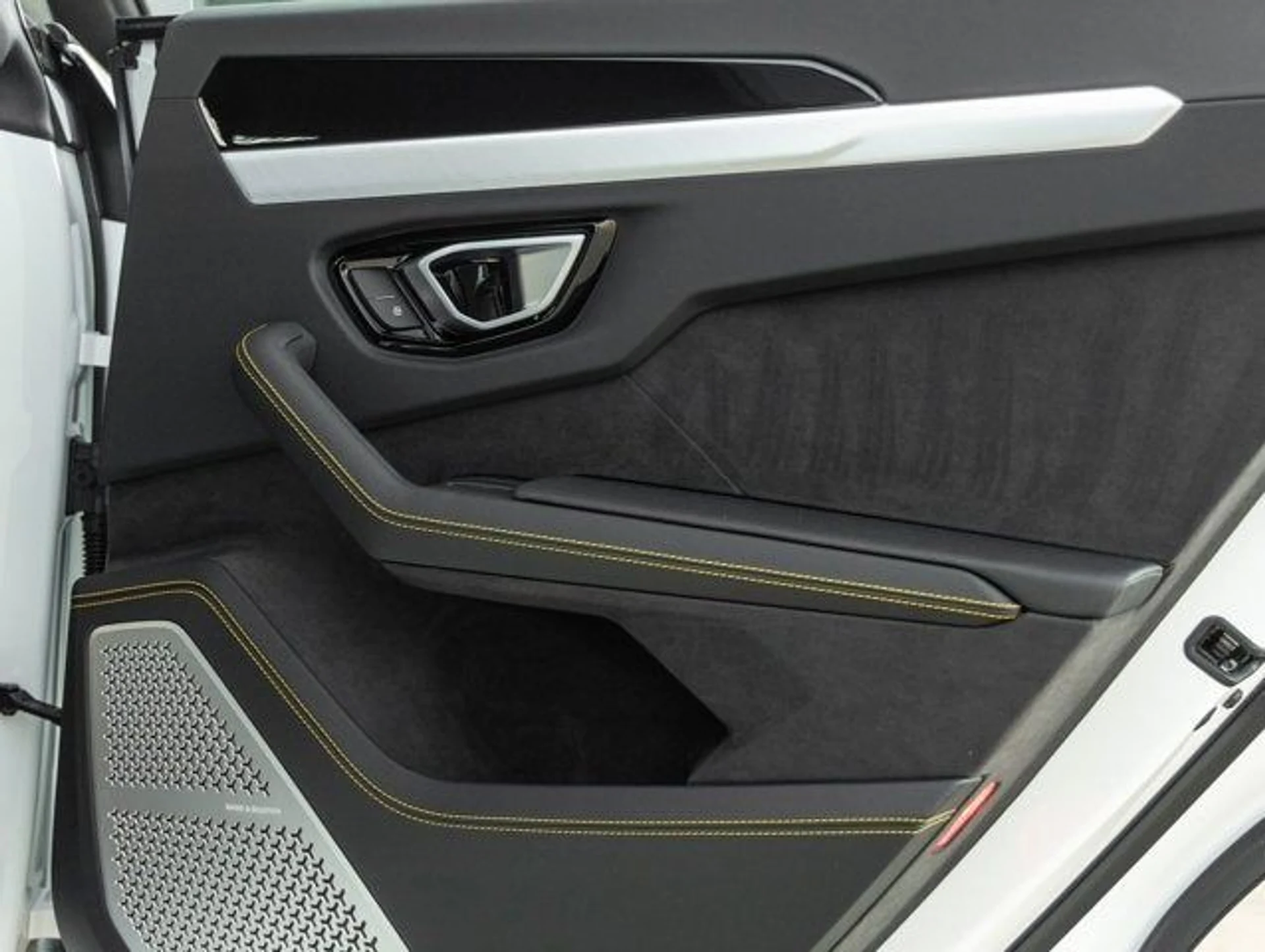 mph038_1875966224_39_9270a48667