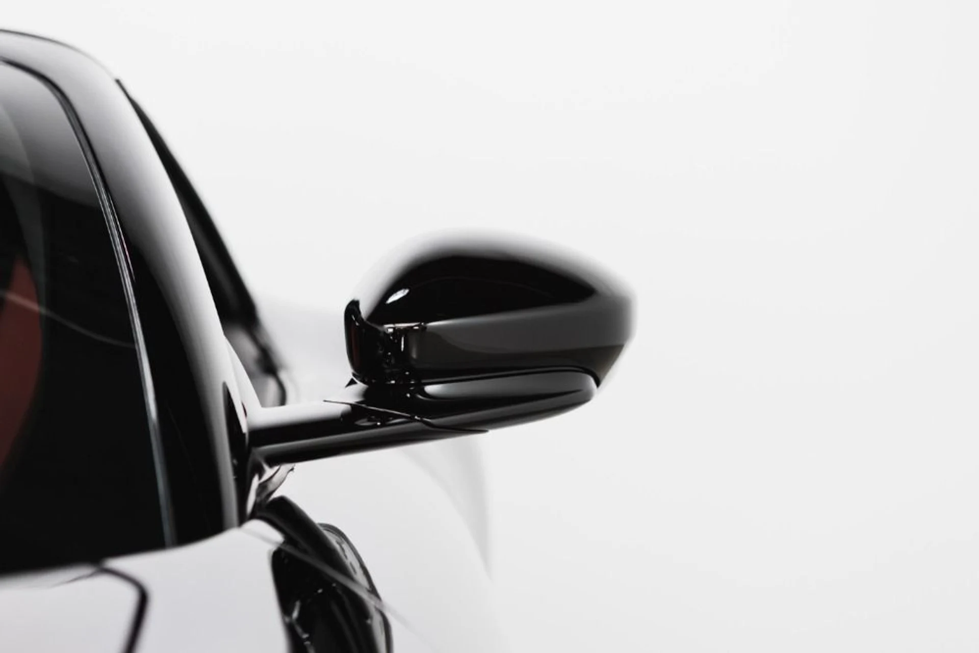 mph038_1880313161_Used_2024_Ferrari_Roma_Spider_0eda2156ff