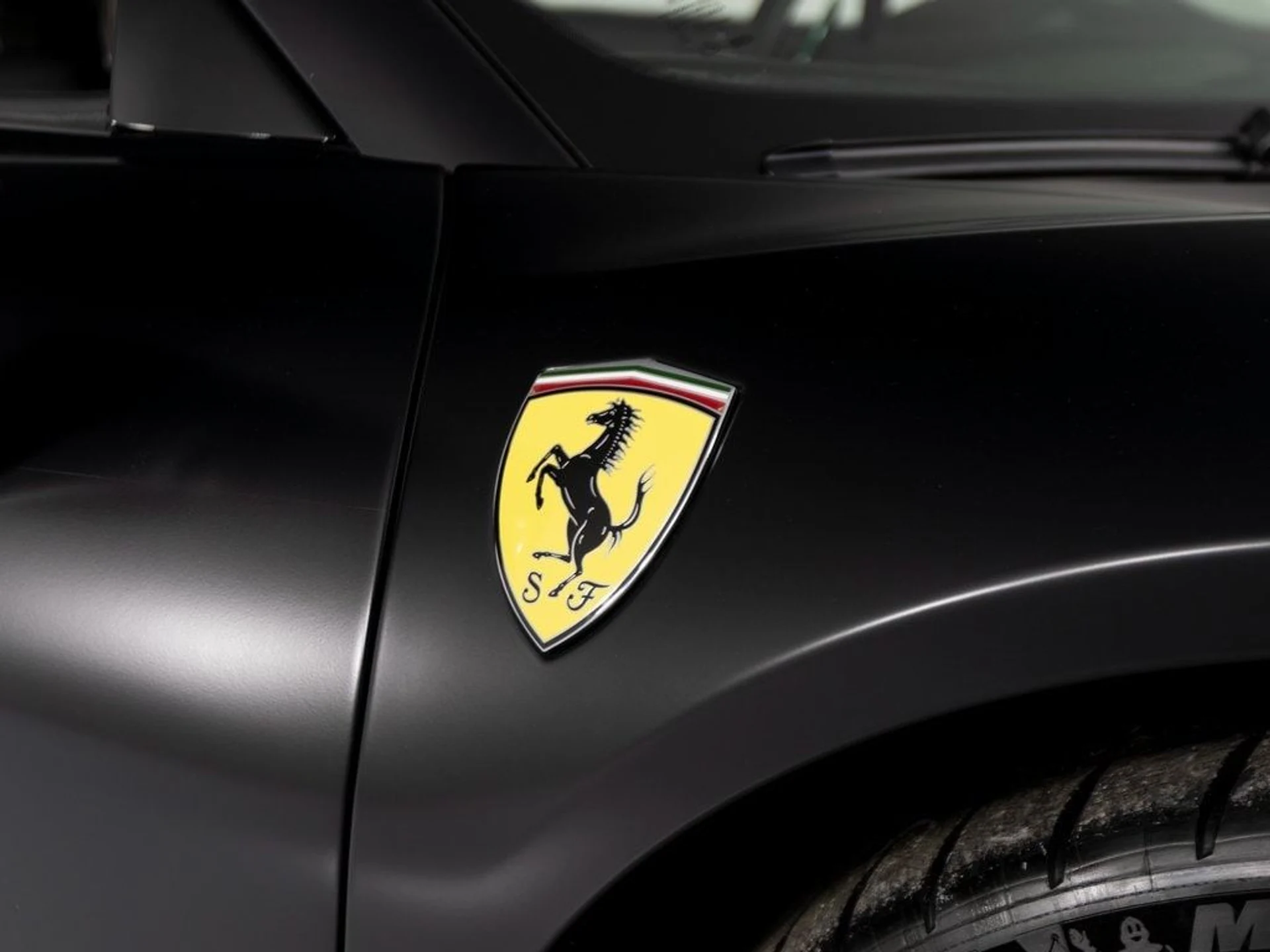 mph038_1887341013_e9cb3034dc20c5f8411563781be48f00x_c9cdc4e48e