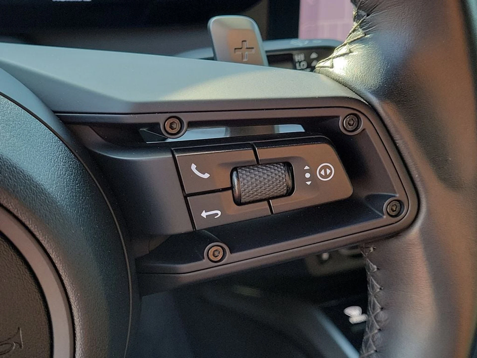 mph038_1888308553_39_2f7f8edca3