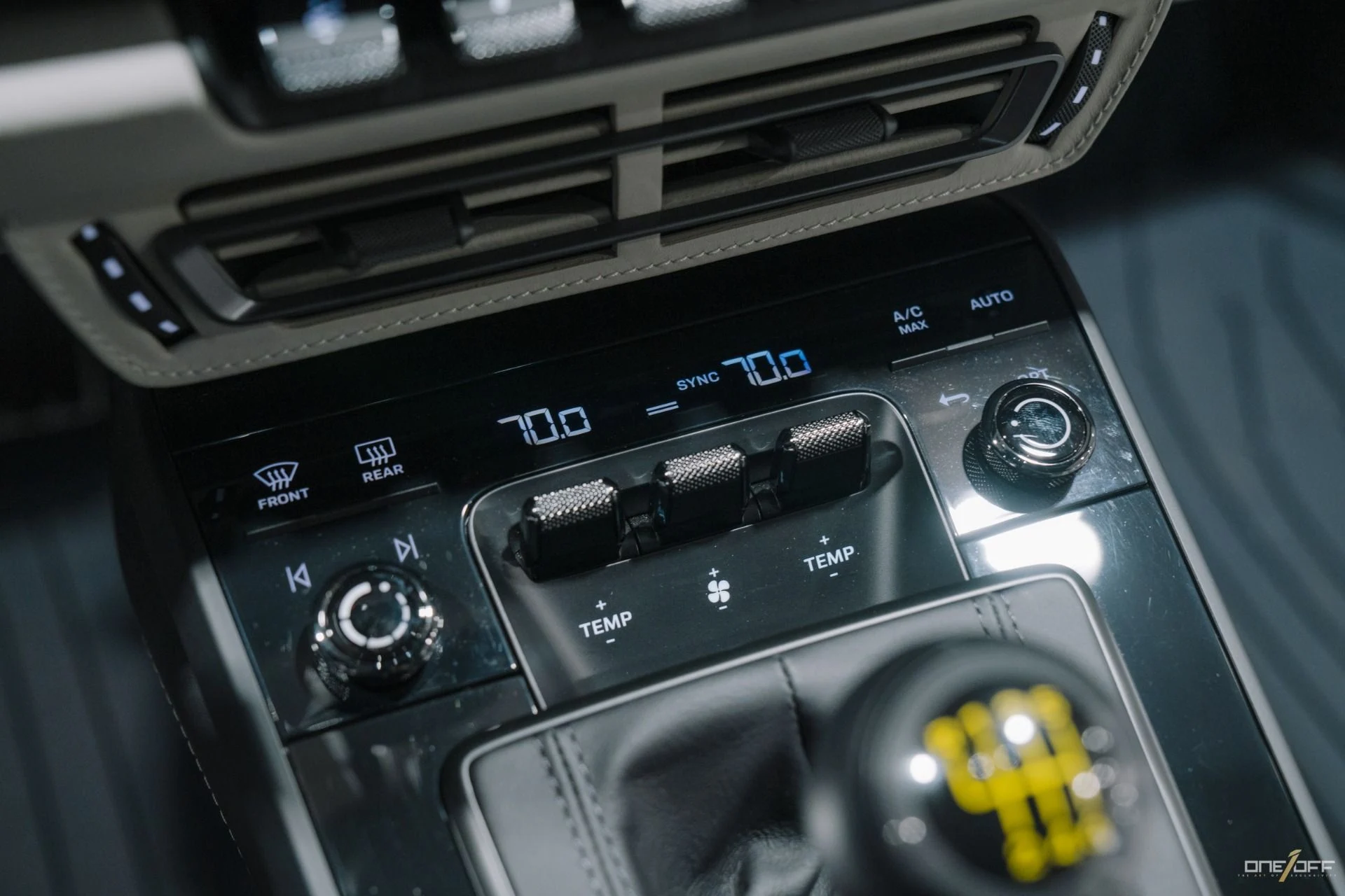 mph038_1891084587_Used_2023_Porsche_911_GT_3_Touring_Massive_231_K_MSRP_w_Exclusive_Manufaktur_Interior_CC_Bs_1773187898_3288d1e1ce