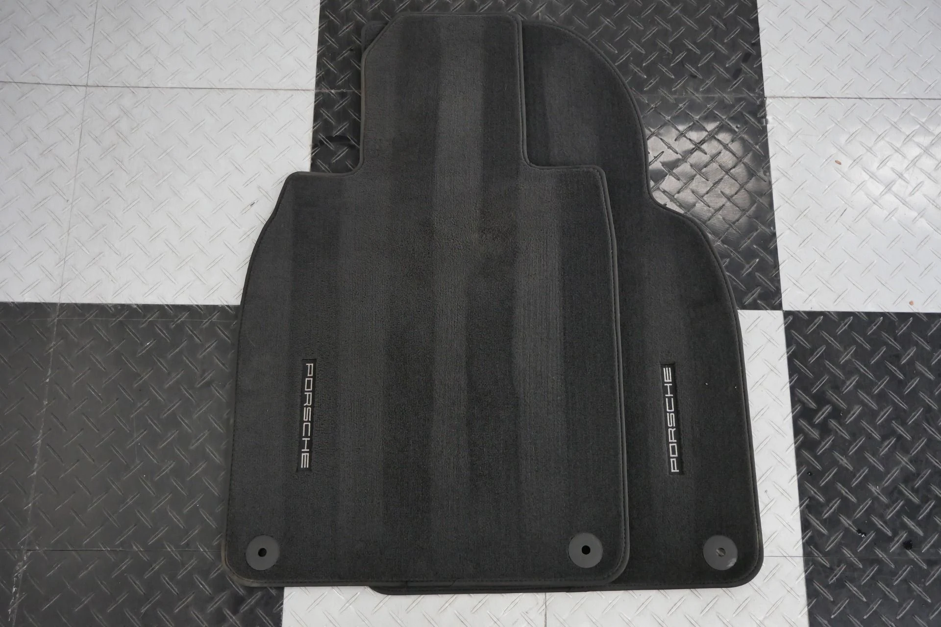 mph038_1891193055_Used_2018_Porsche_911_GT_3_6_Speed_Manual_Carbon_Buckets_Carbon_Brakes_1787849998_724bc25cc4