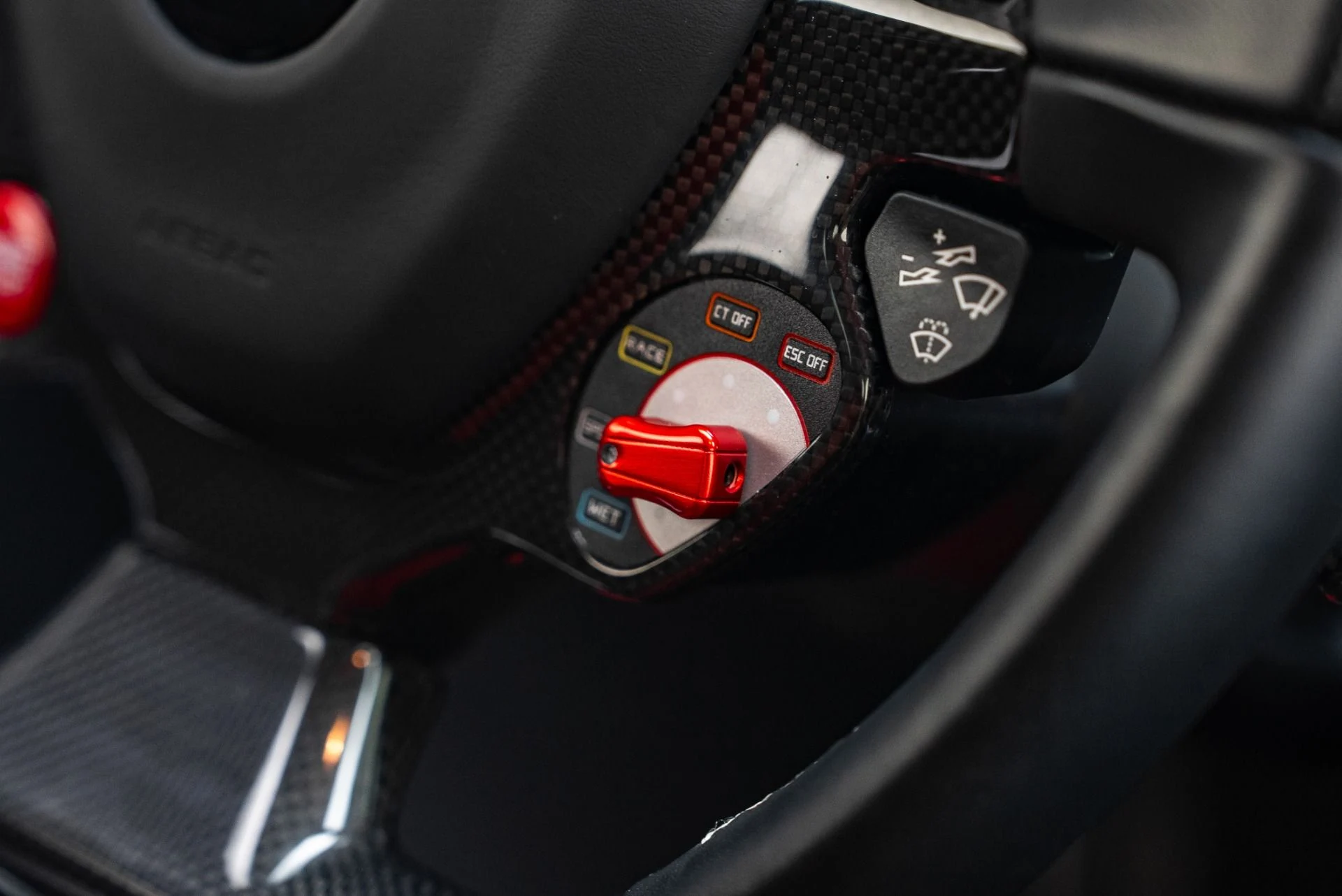 mph038_1891960016_Used_2015_Ferrari_458_Speciale_1766529312_1d2913f604