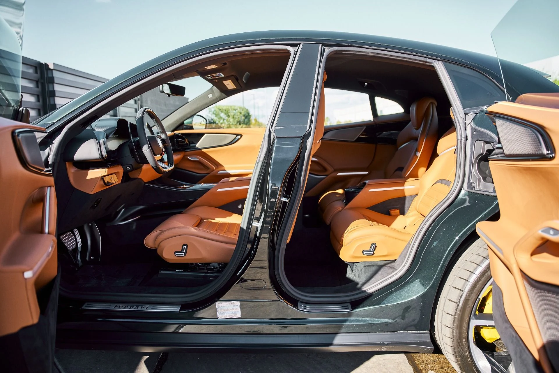 mph038_1894441406_Used_2026_Ferrari_Purosangue_1771462133_50f184ca3e