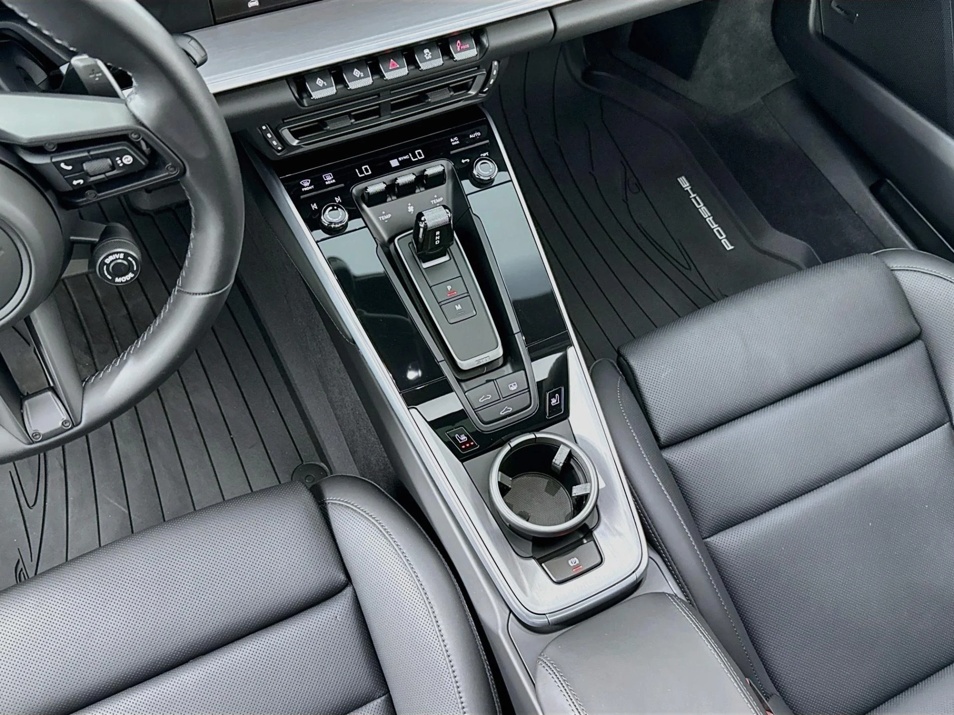 mph038_1904107188_Used_2024_Porsche_911_Turbo_S_1788891731_7d99d59d61