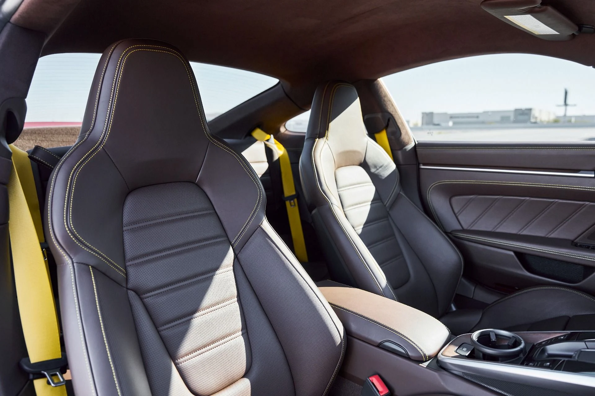 mph038_1919997338_Used_2021_Porsche_911_Turbo_S_1768616653_801ebd6d11