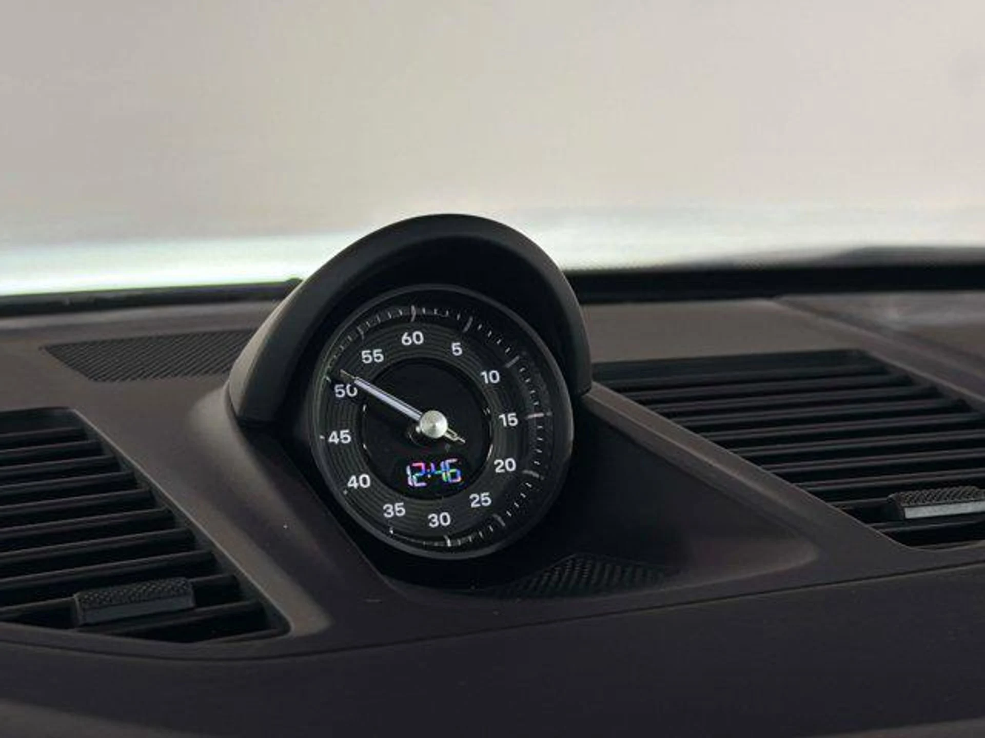 mph038_192672978_s04m_H0k_mf_F4_Nm_Qs0_Ti_Hyce2_FQ_0_260105cb7b