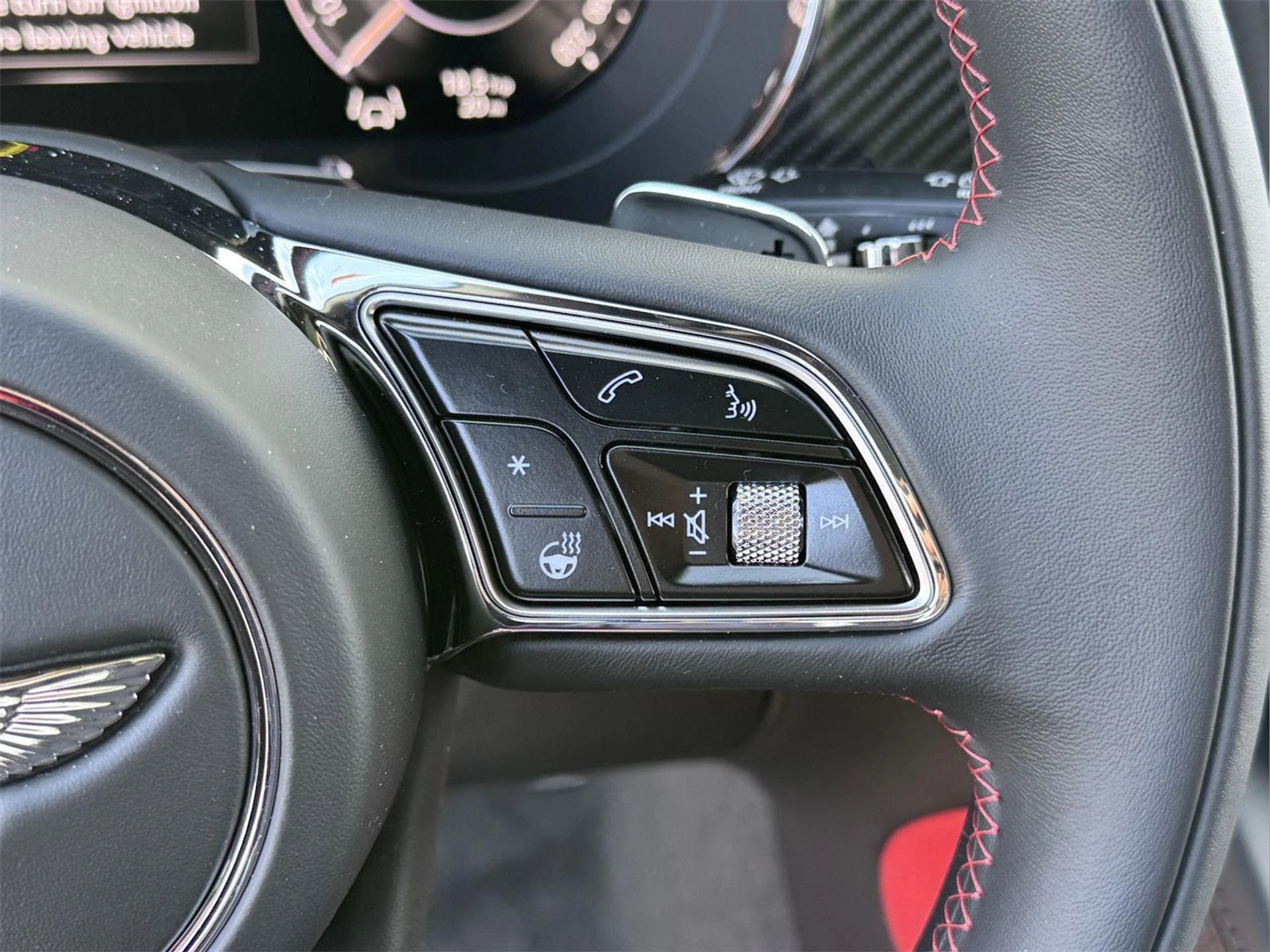 mph038_1944240363_0ef7112a89499a4142139a9c8435bac5_17397296ed