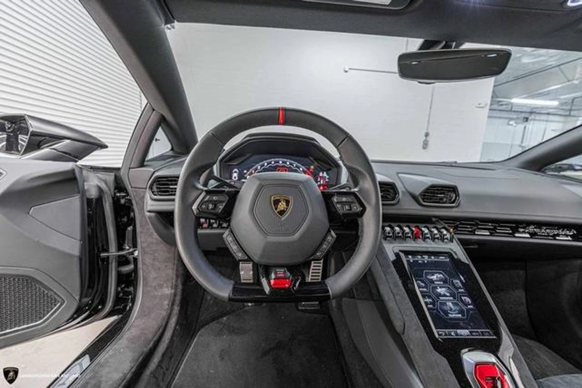 mph038_195411996_Yue_Wf_W_Jd_KRQE_5_Cz_I0_Lda_Q0_Vcv_M_26fb4106e9