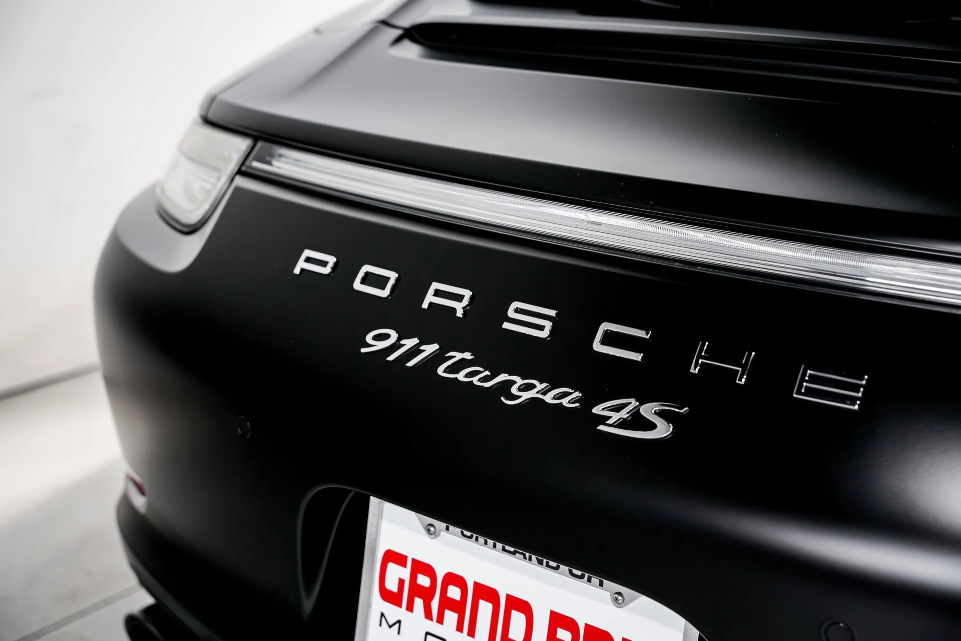 mph038_1961659732_25c8a99200a5df78e3e944bb45837f82x_33eea1cf36