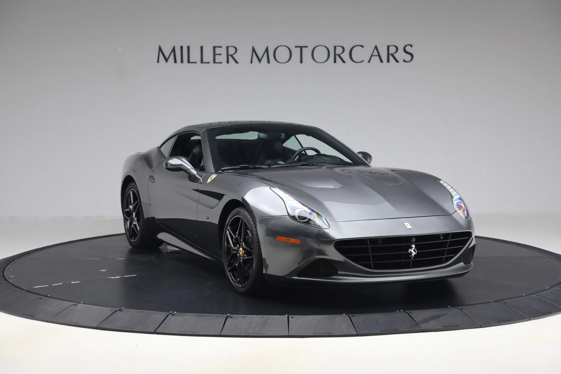 mph038_1967182937_Used_2015_Ferrari_California_T_1792181139_eef6cedc68