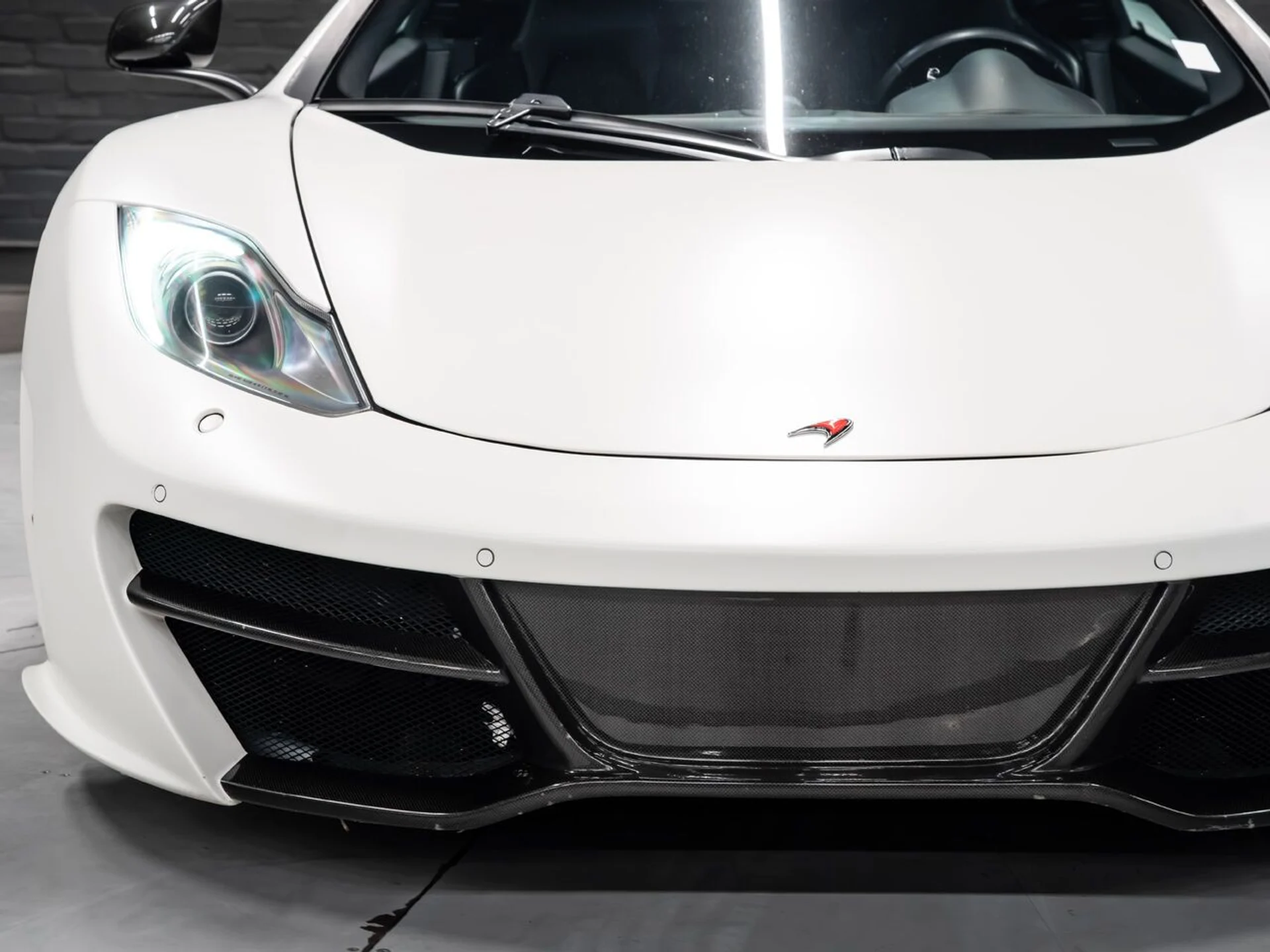 mph038_1974857047_mclaren_mp4_12c_2012_5b685111a4