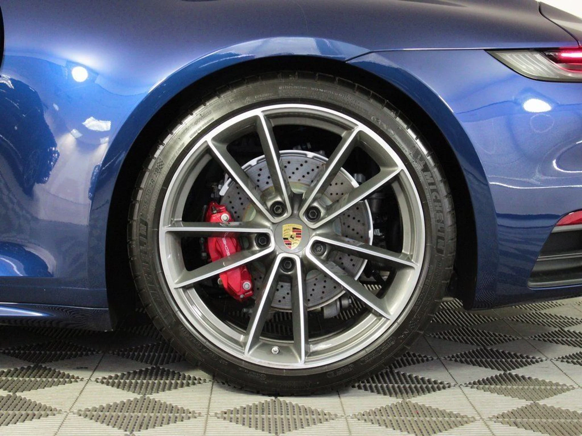 mph038_1975741651_39_aad1f79e3f