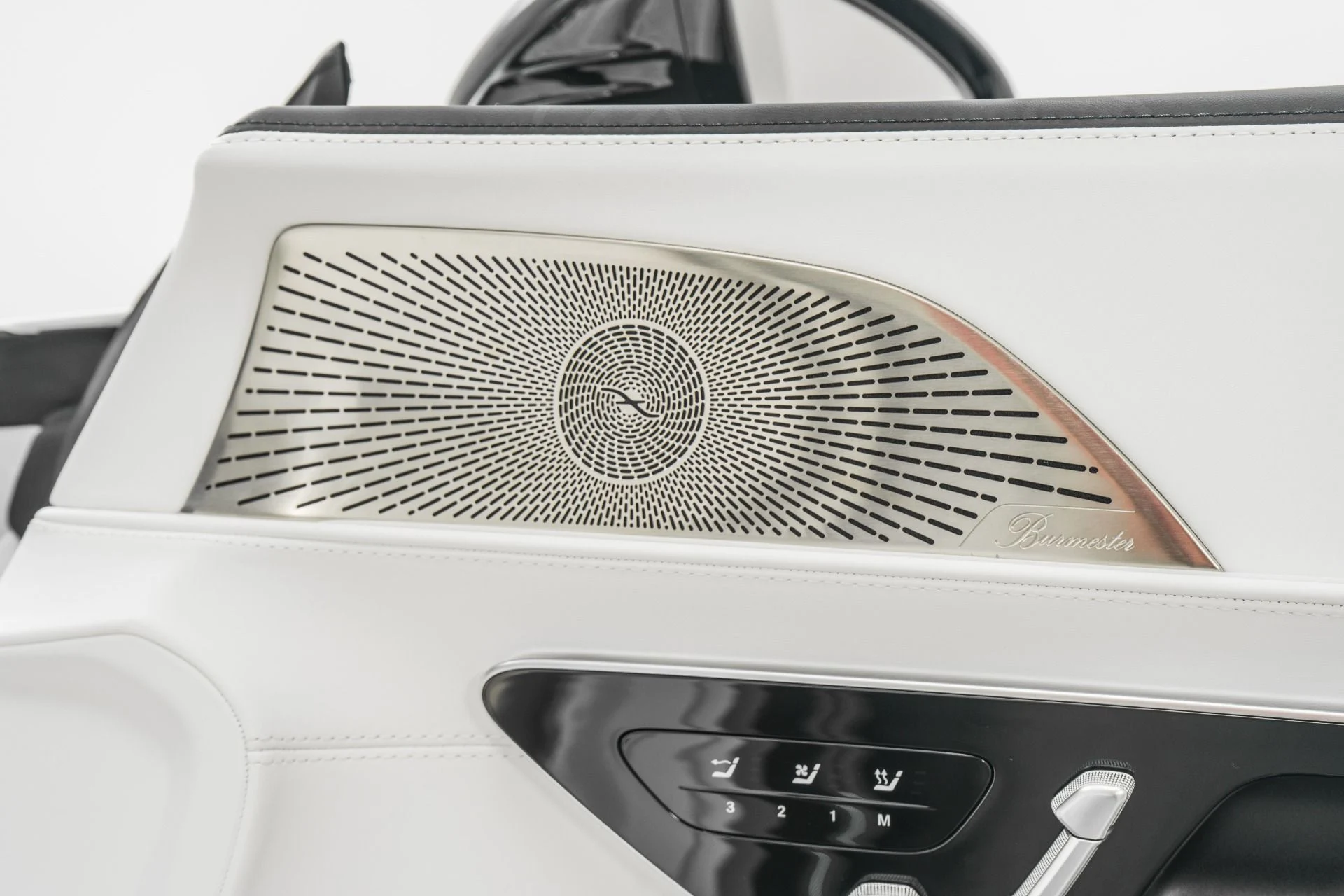 mph038_1984341089_Used_2026_Mercedes_Benz_Maybach_SL_680_Factory_Matte_Paint_Extremely_Low_Miles_1771434800_52e2880790