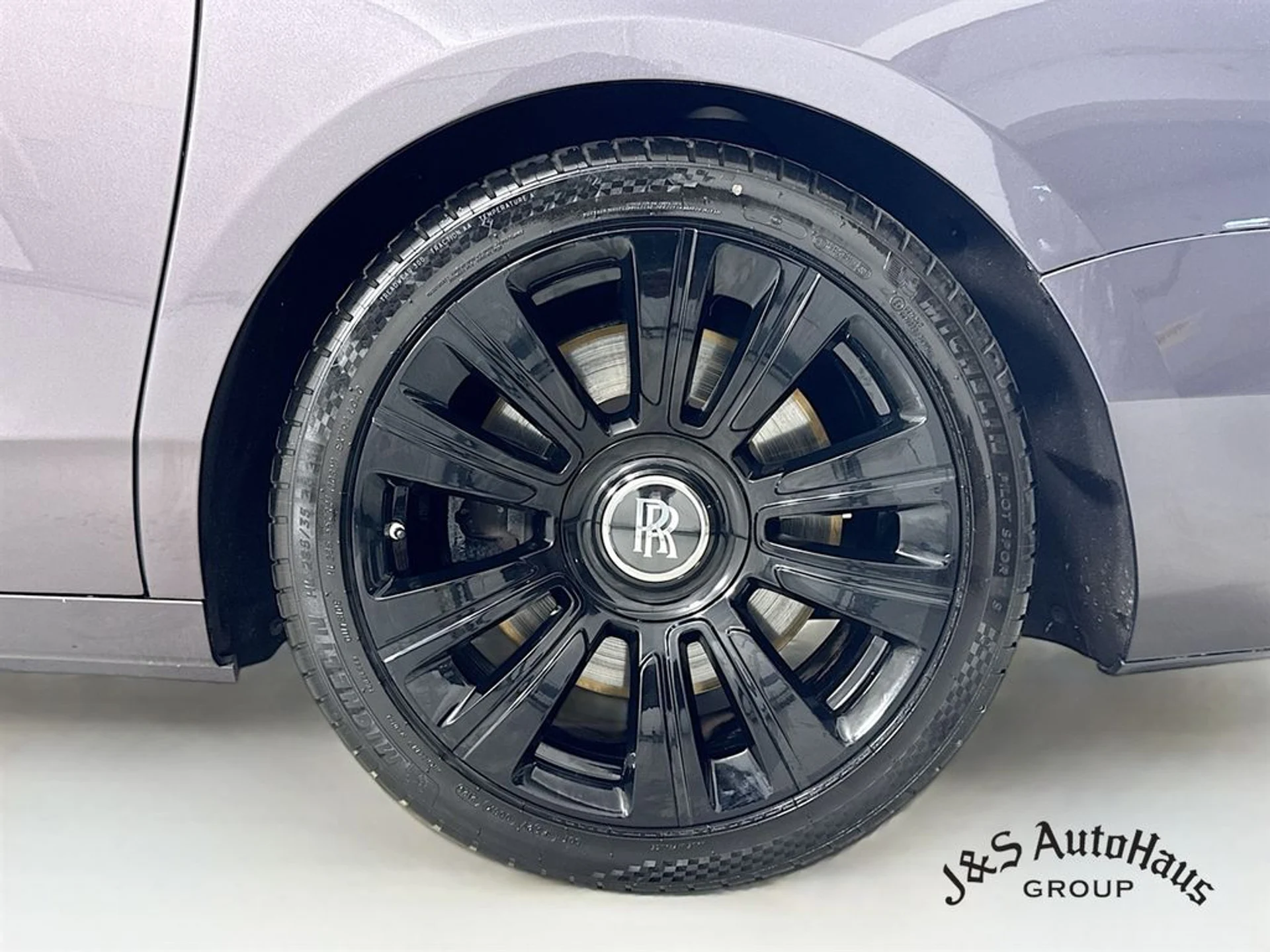 mph038_1984495142_pm9sxxmc8gxmtiumdze537jvr65d_d07e6688ad