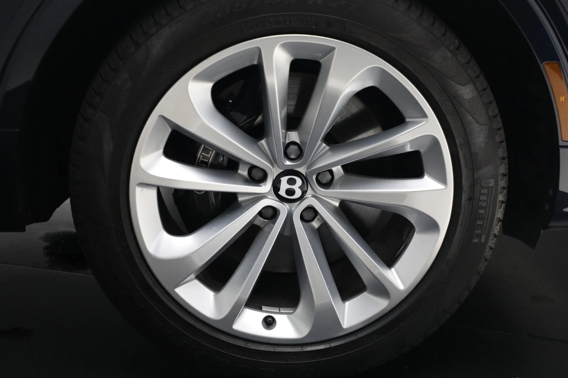 mph038_1985917141_Used_2024_Bentley_Bentayga_EWB_V8_7009665b0e